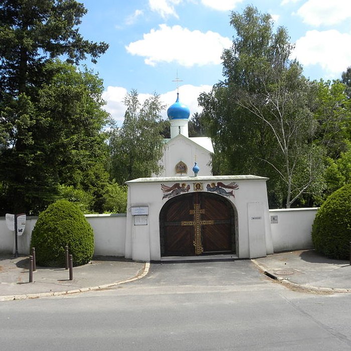 Photo de Église Notre-Dame-de-la-Dormition de Sainte-Geneviève-des-Bois
