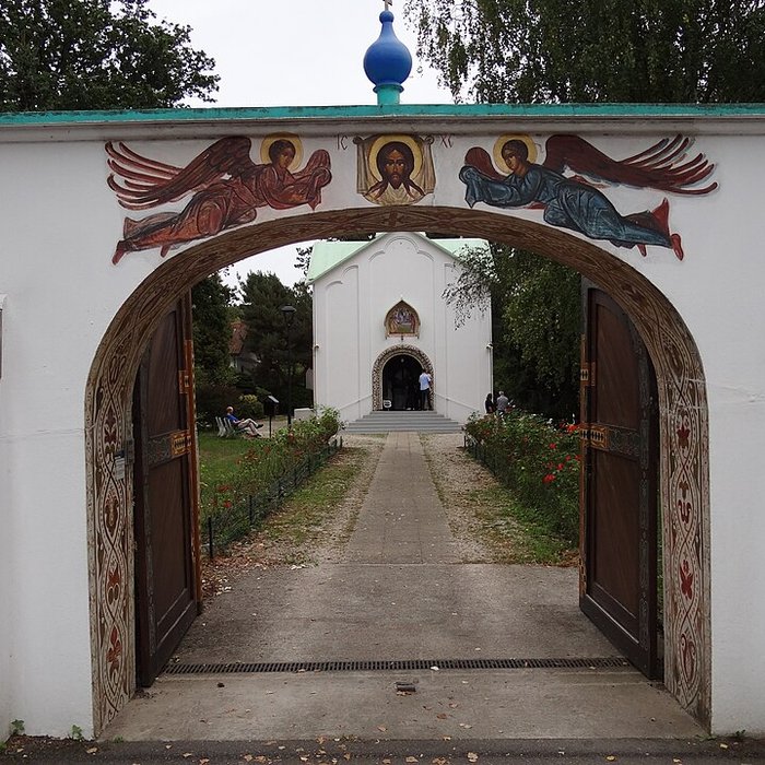 Photo de Église Notre-Dame-de-la-Dormition de Sainte-Geneviève-des-Bois
