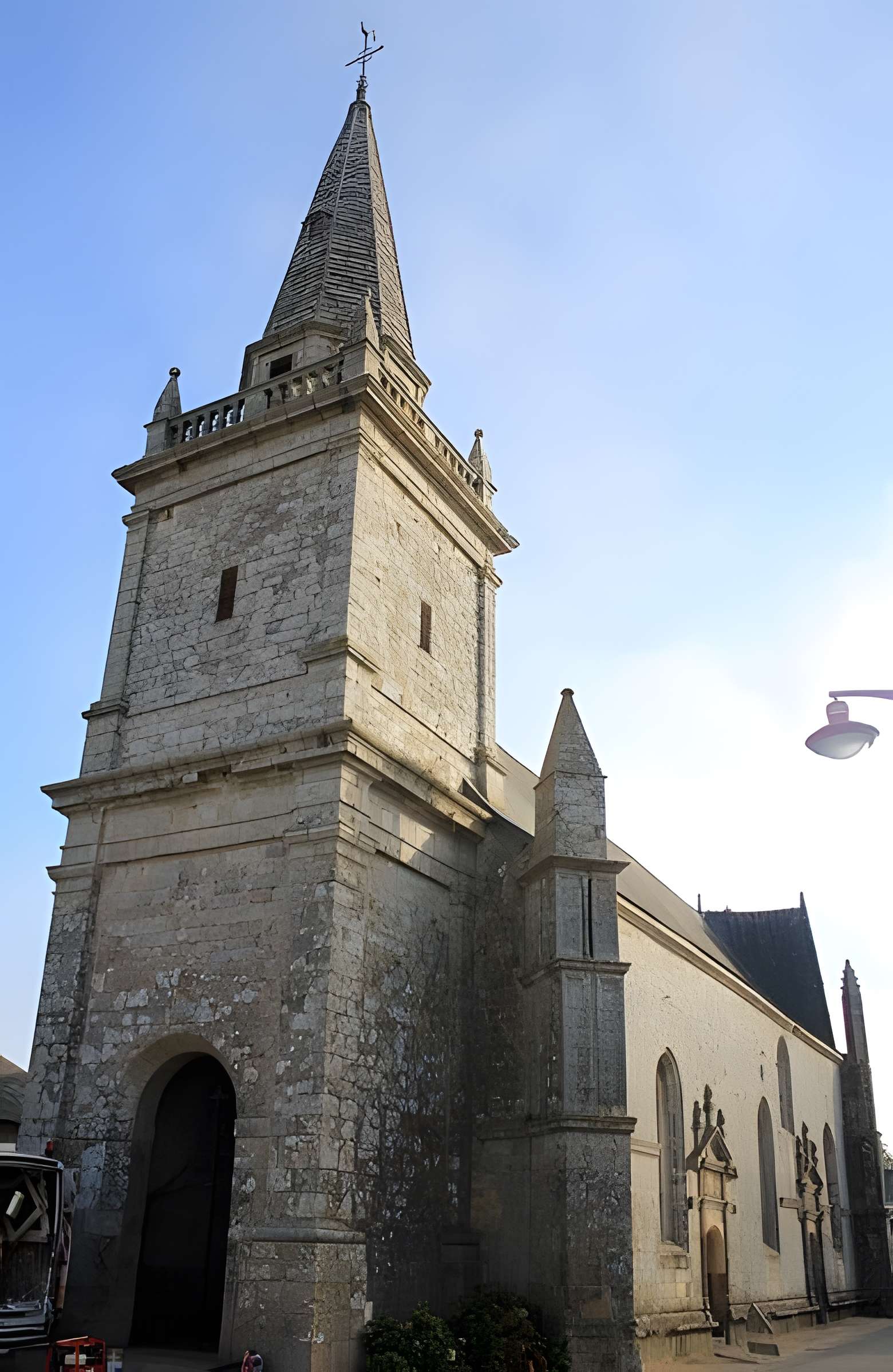 Église Notre-Dame-de-la-Fosse de La Chapelle-Neuve 
