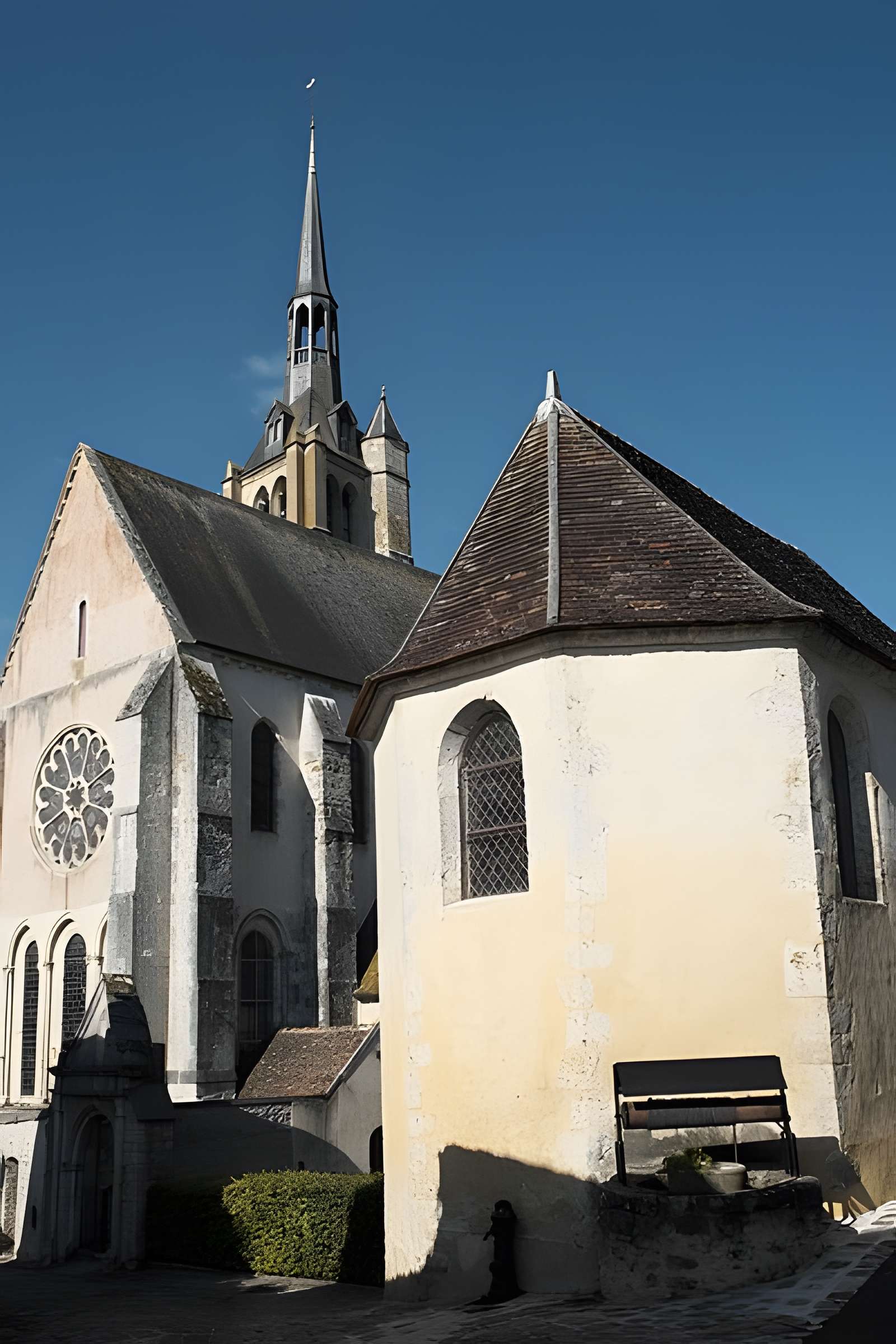 Église Notre-Dame-de-la-Nativité de Donnemarie