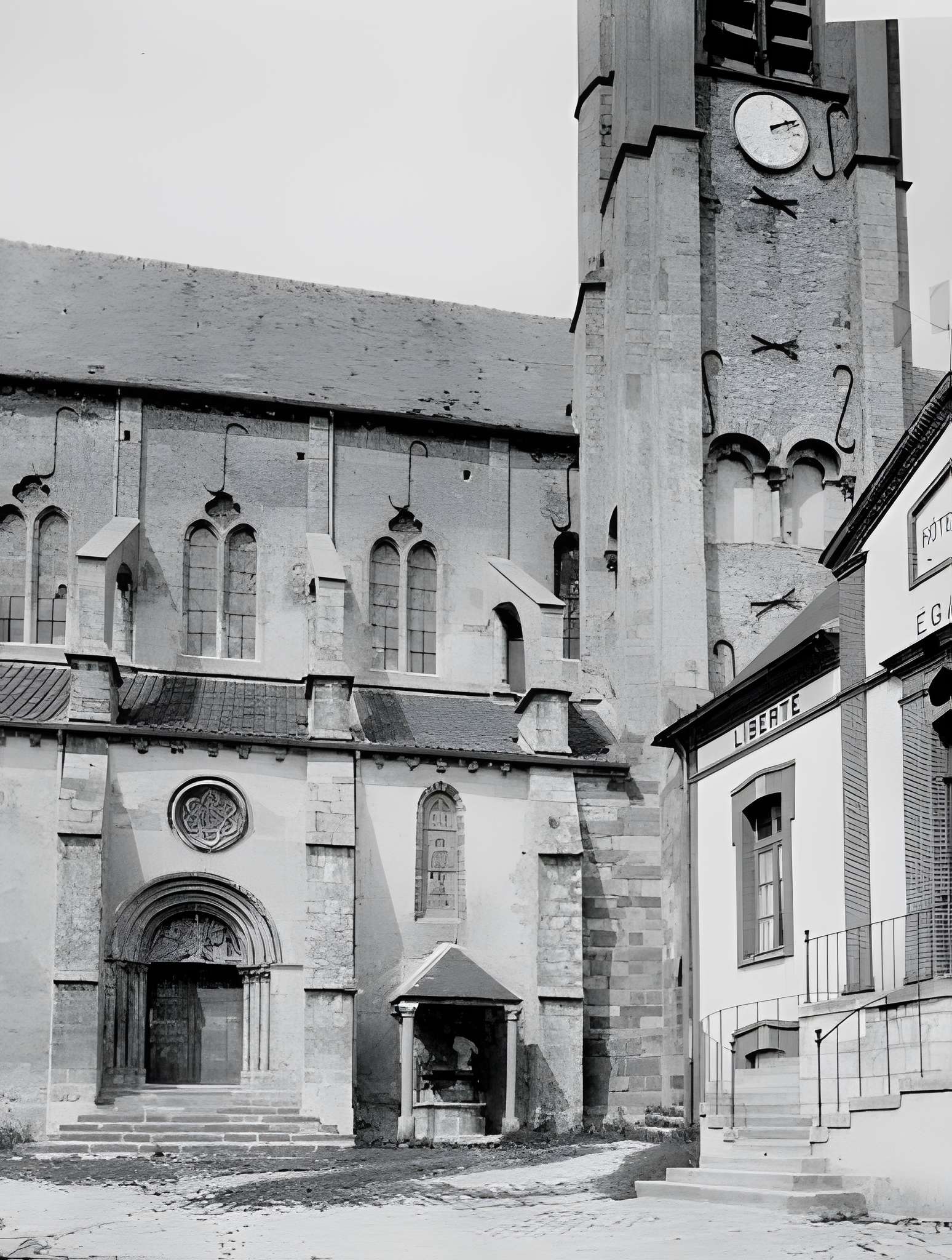 Église Notre-Dame-de-la-Nativité de Donnemarie