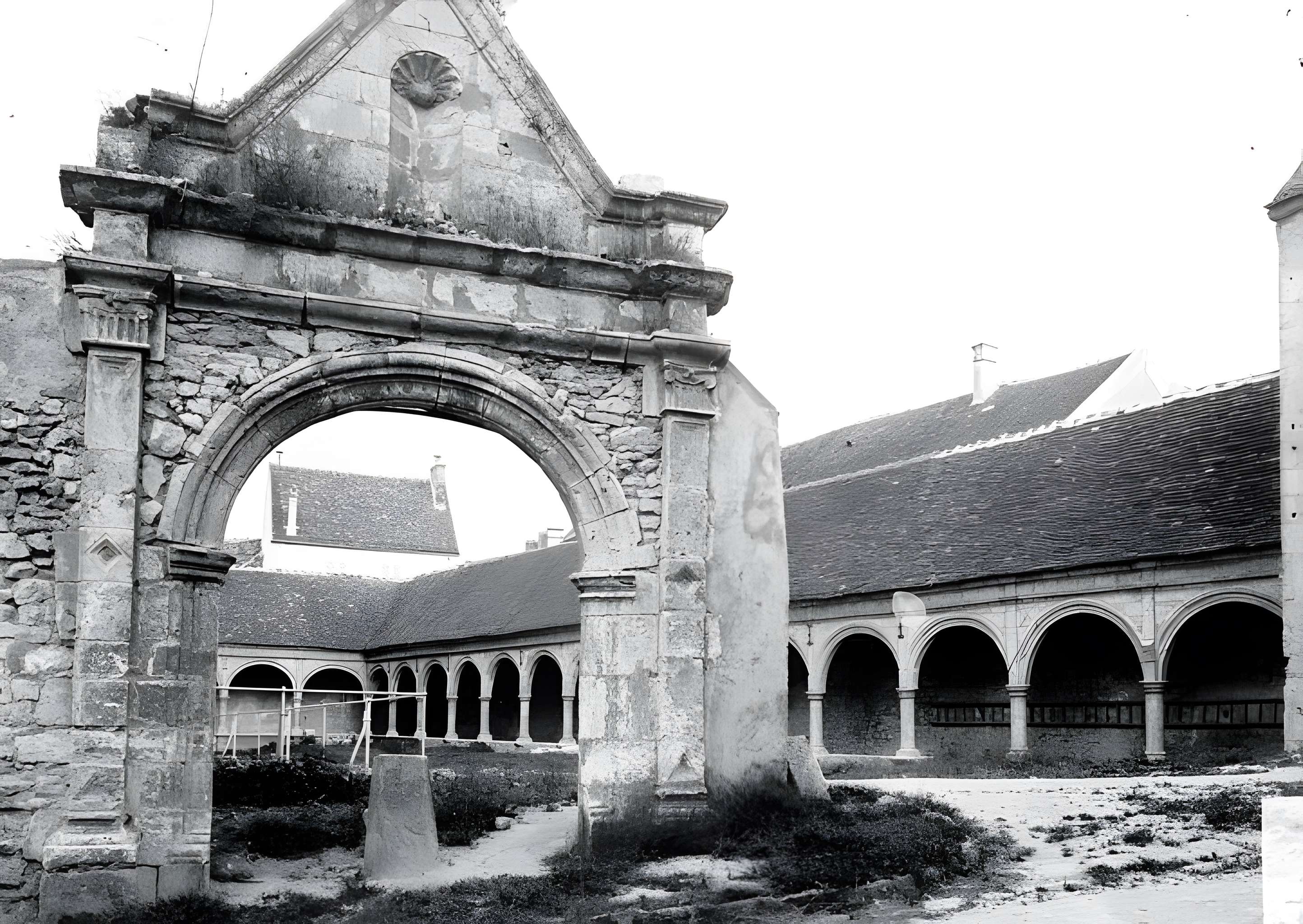 Église Notre-Dame-de-la-Nativité de Donnemarie