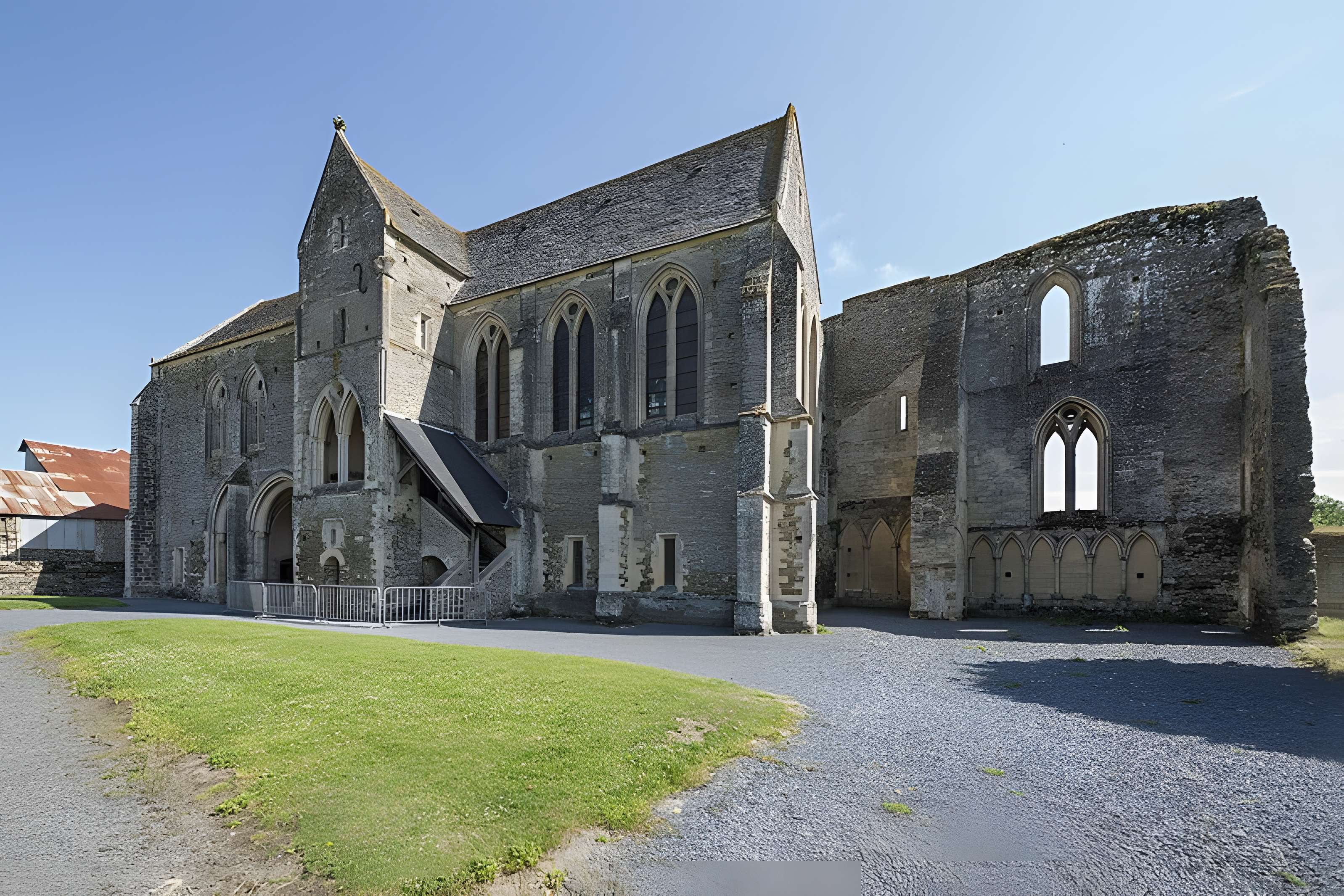 Abbaye de Cerisy-la-Forêt