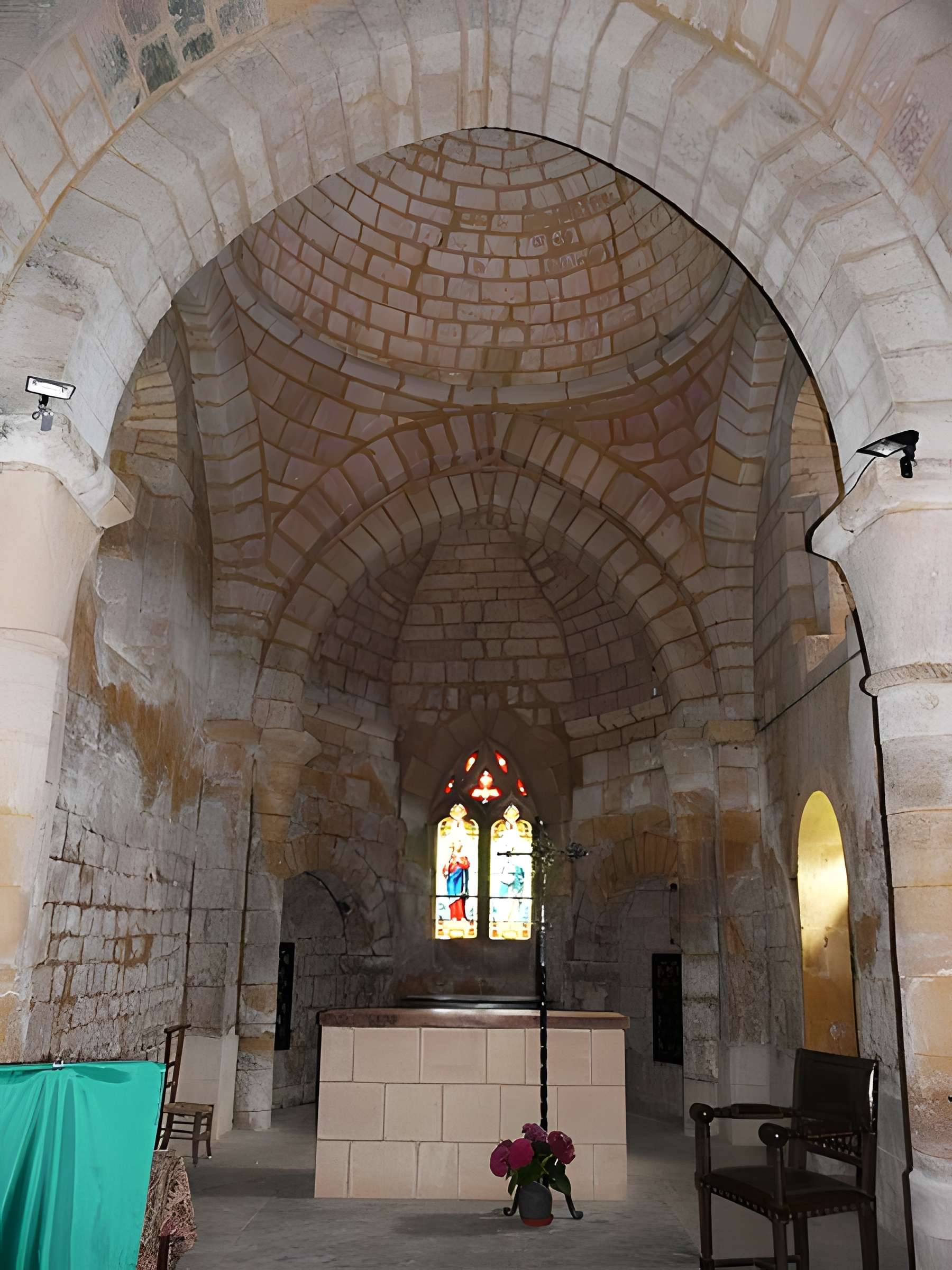 Église Notre-Dame-de-la-Nativité de Pressignac-Vicq