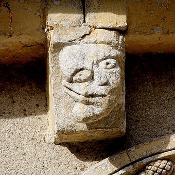 Église Notre-Dame-de-la-Nativité de Sully