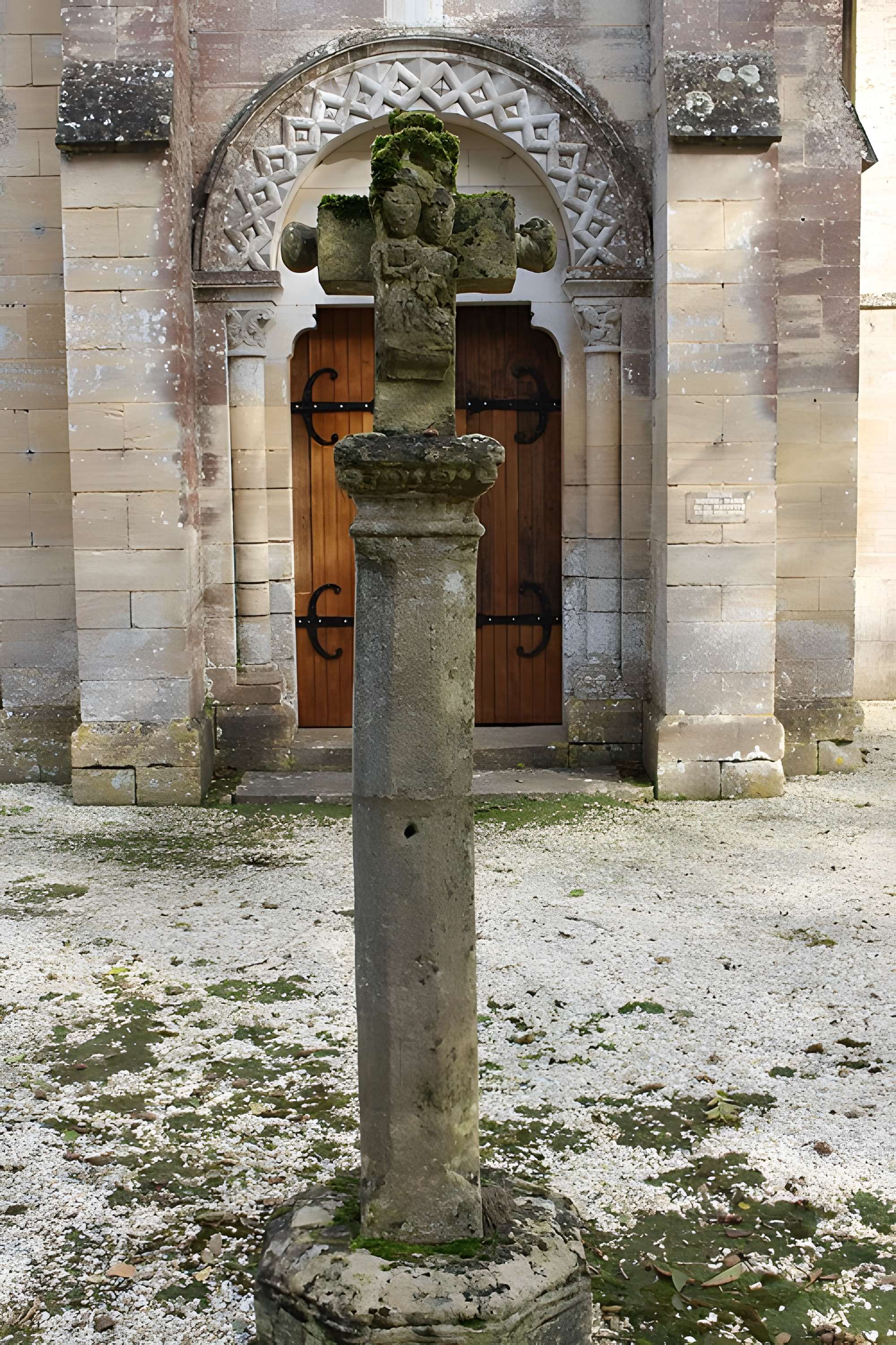 Église Notre-Dame-de-la-Nativité de Sully