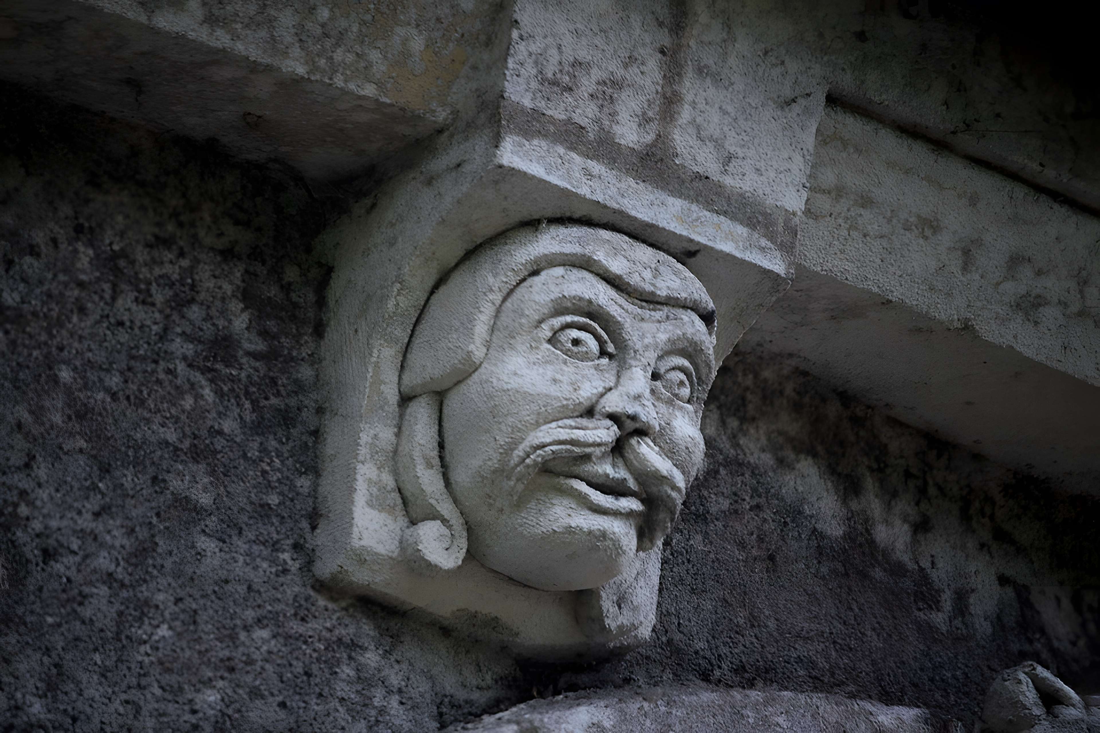 Église Notre-Dame-de-la-Nativité de Sully
