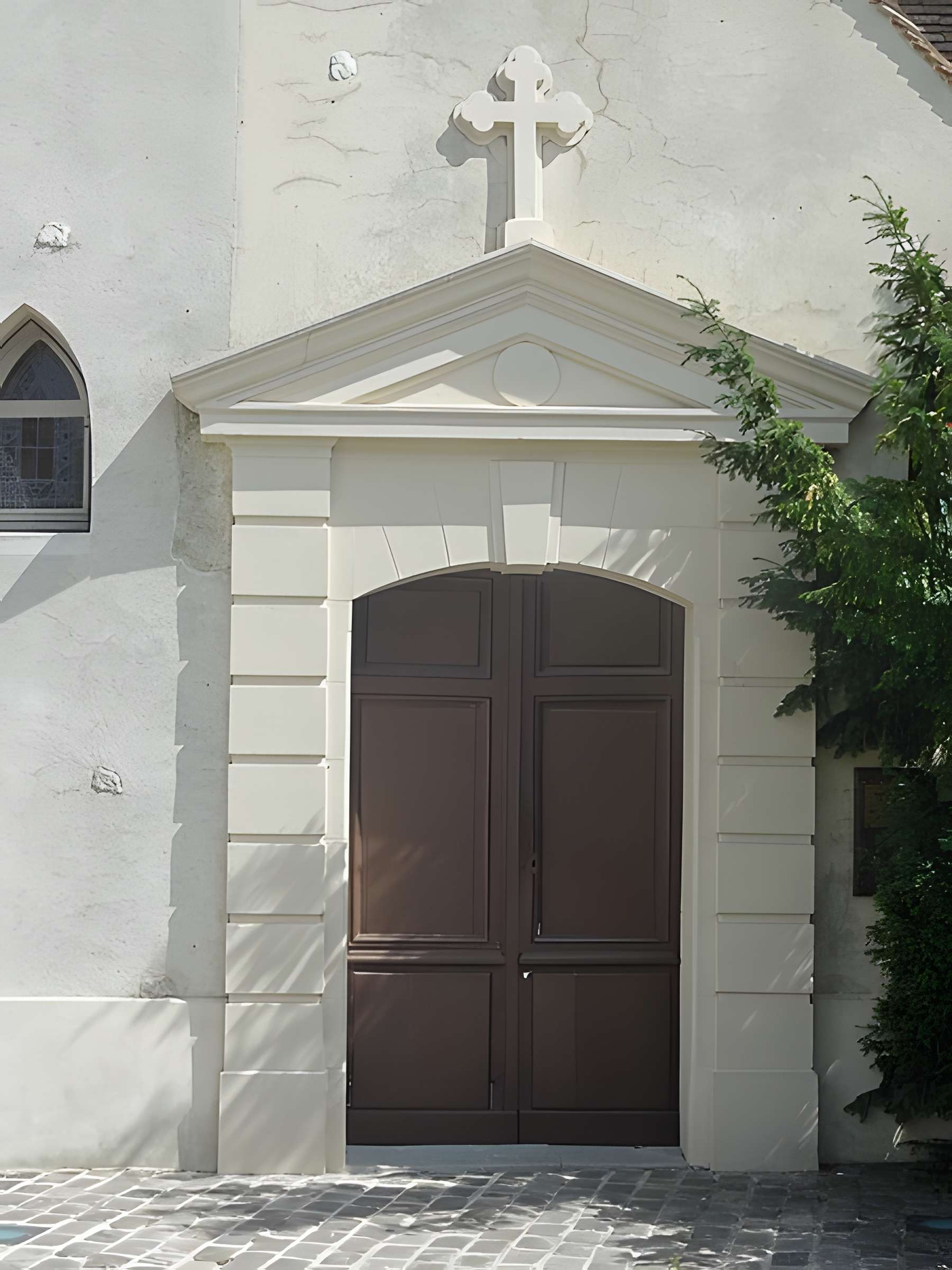 Église Notre-Dame-de-la-Nativité de Villaines-sous-Bois