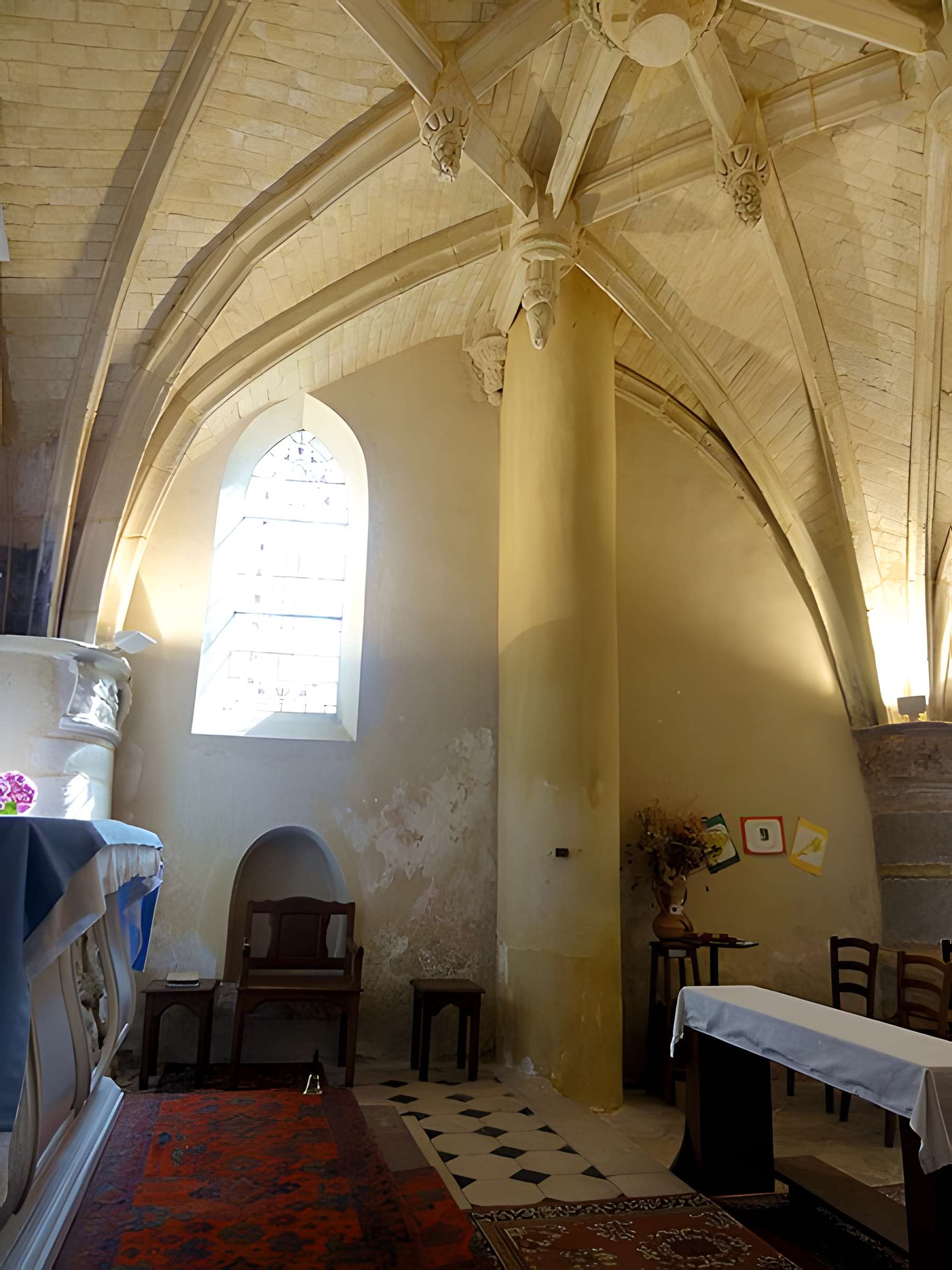 Église Notre-Dame-de-la-Nativité de Villaines-sous-Bois