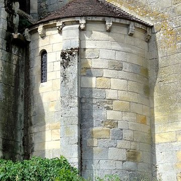 Église Notre-Dame-de-la-Nativité dUs