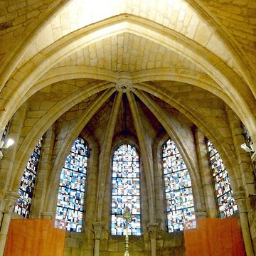 Église Notre-Dame-de-la-Nativité dUs