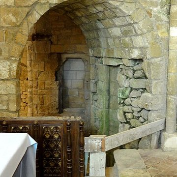 Église Notre-Dame-de-la-Nativité dUs