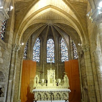 Église Notre-Dame-de-la-Nativité dUs