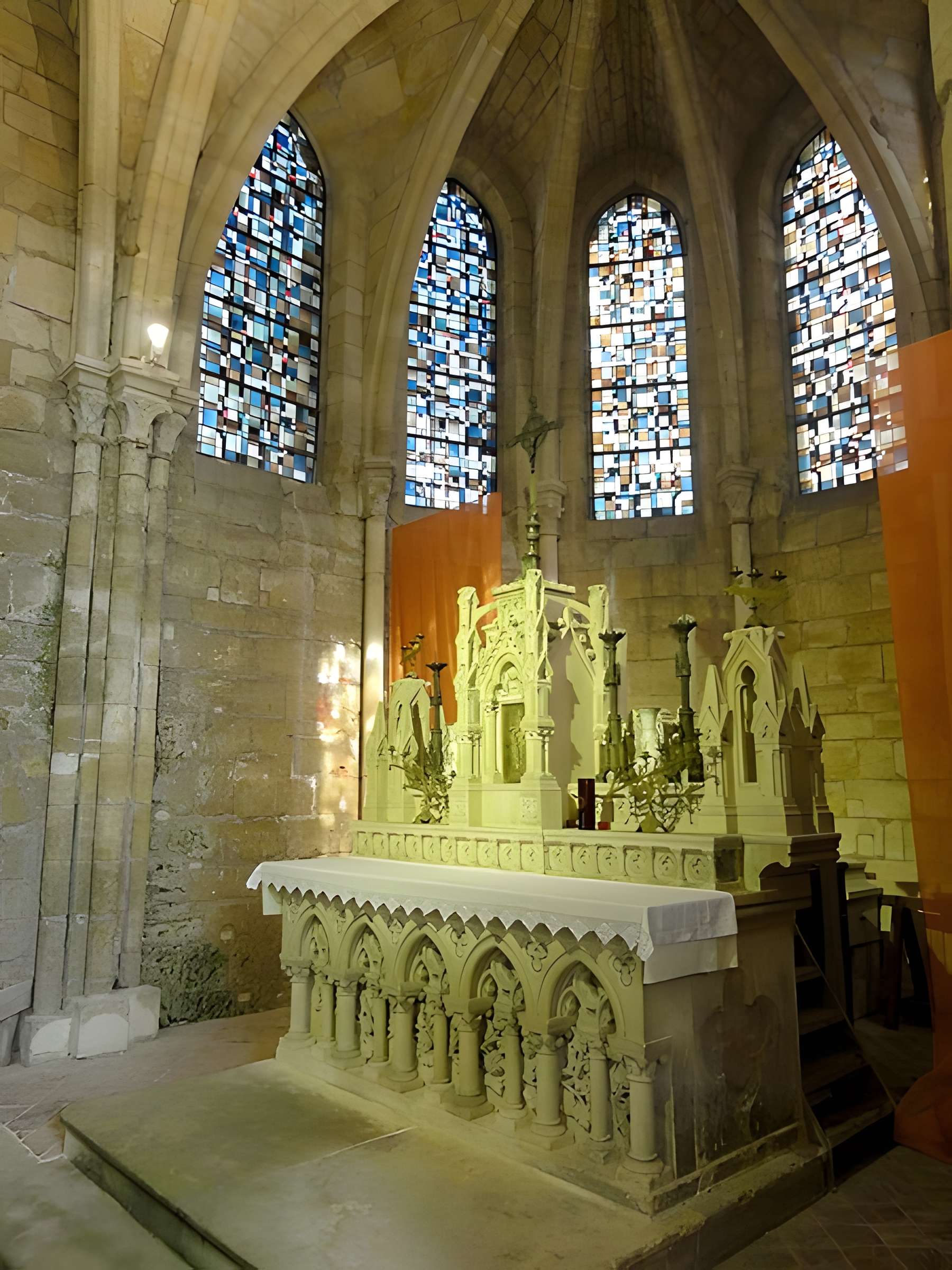 Église Notre-Dame-de-la-Nativité d'Us