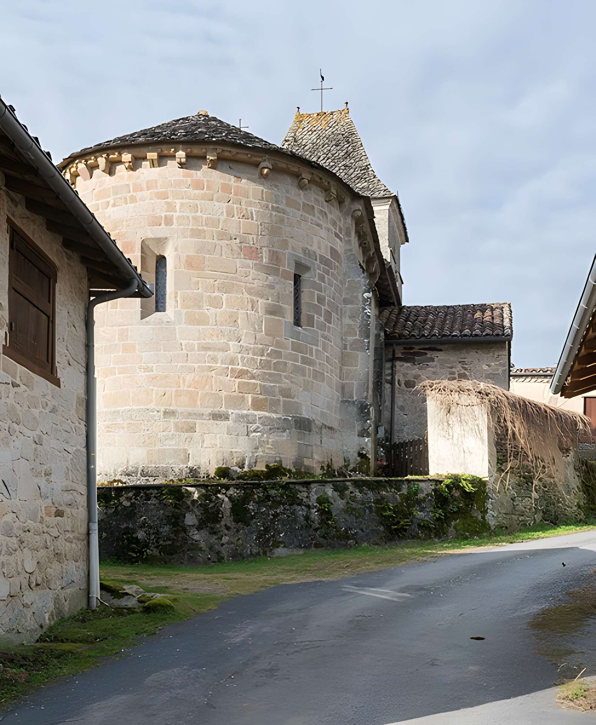 Église Notre-Dame-de-l'Annonciation de Lentillac