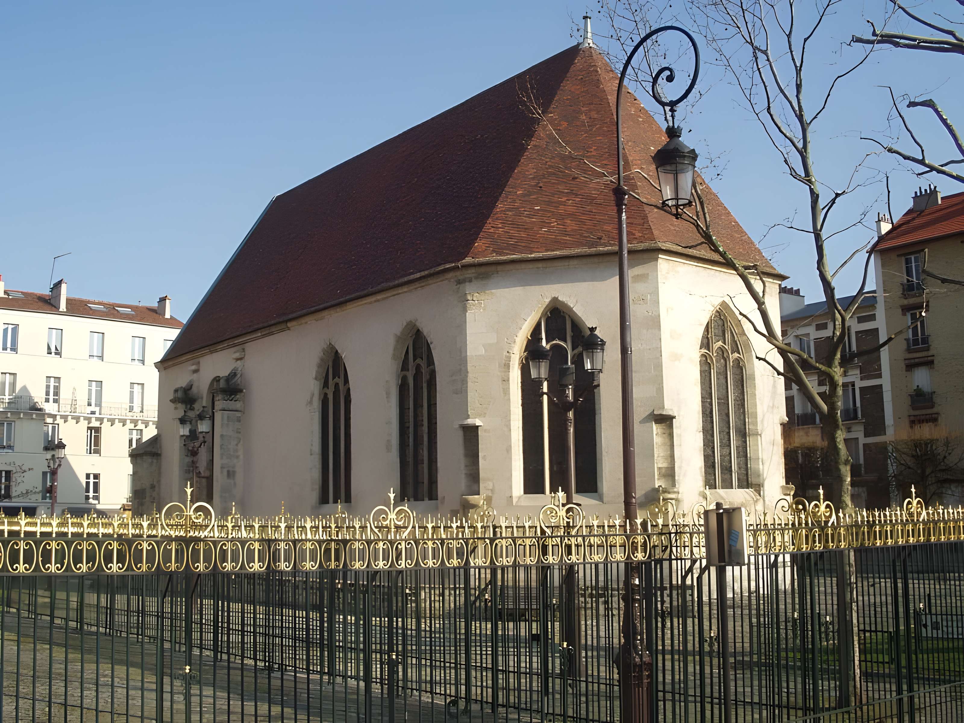 Église Notre-Dame-de-la-Pitié de Puteaux 