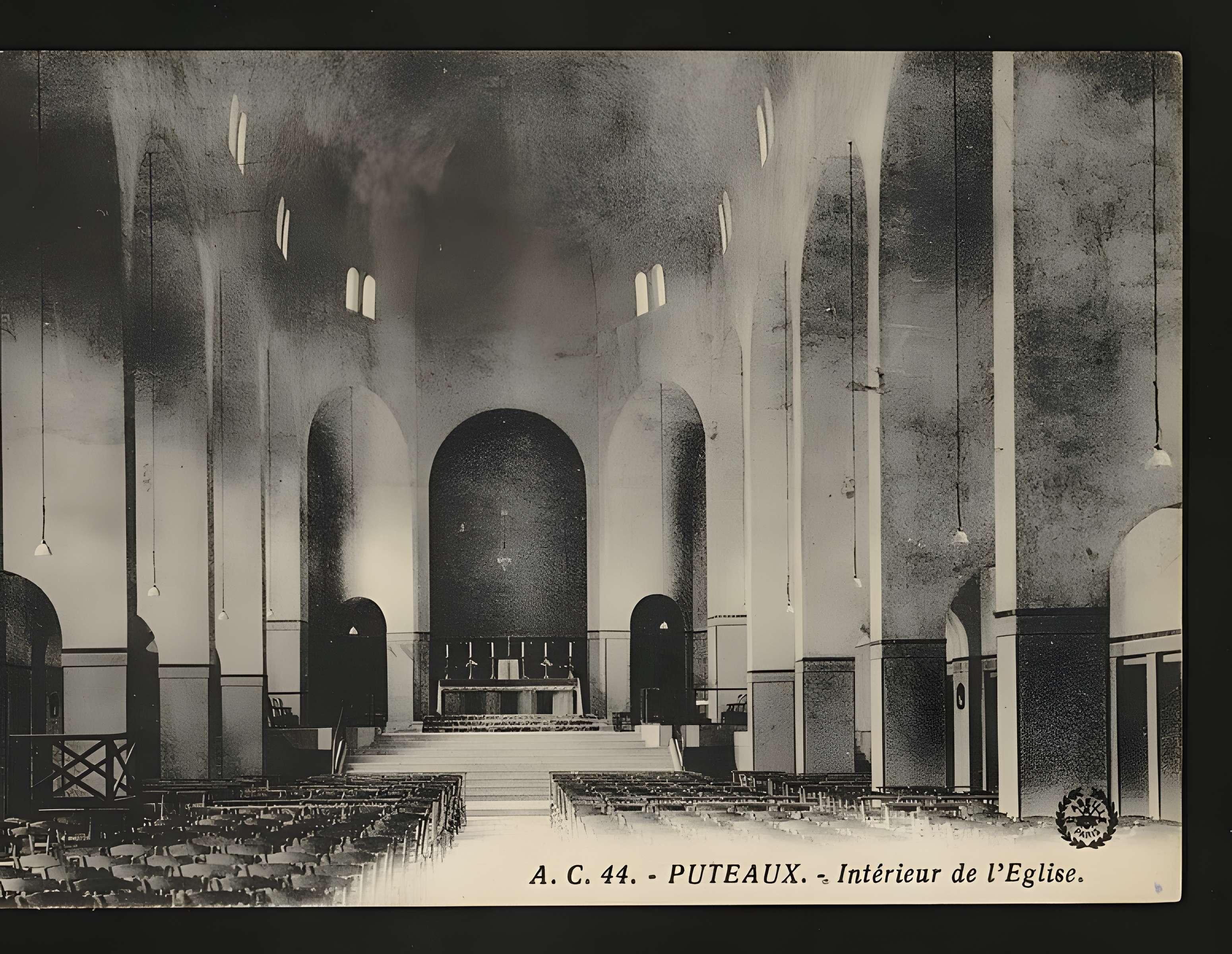 Église Notre-Dame-de-la-Pitié de Puteaux