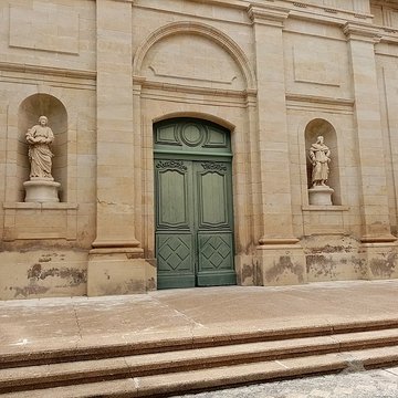 Église Notre-Dame-de-la-Platé de Castres