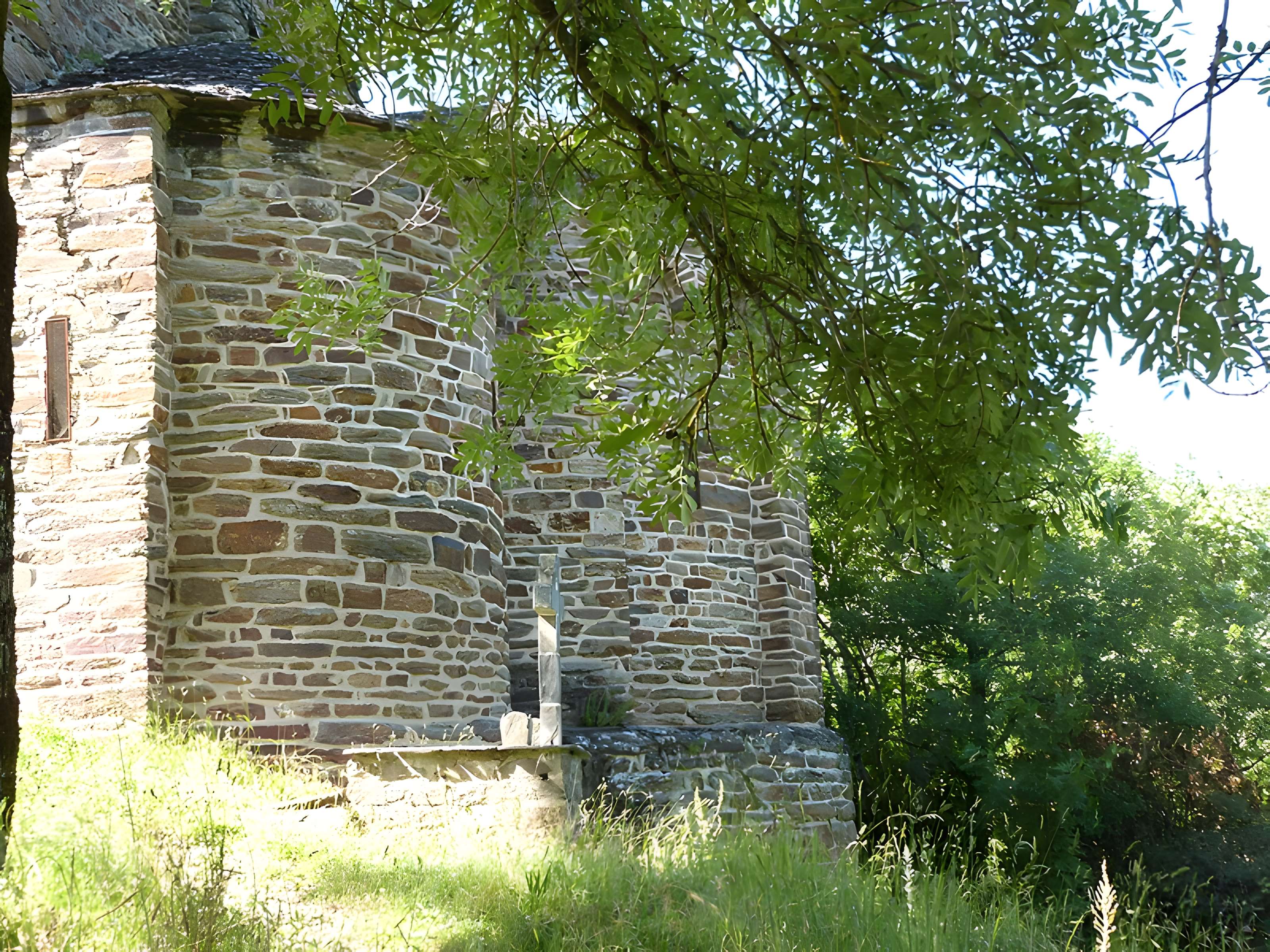 Église Notre-Dame-de-Lasplanques de Tanus