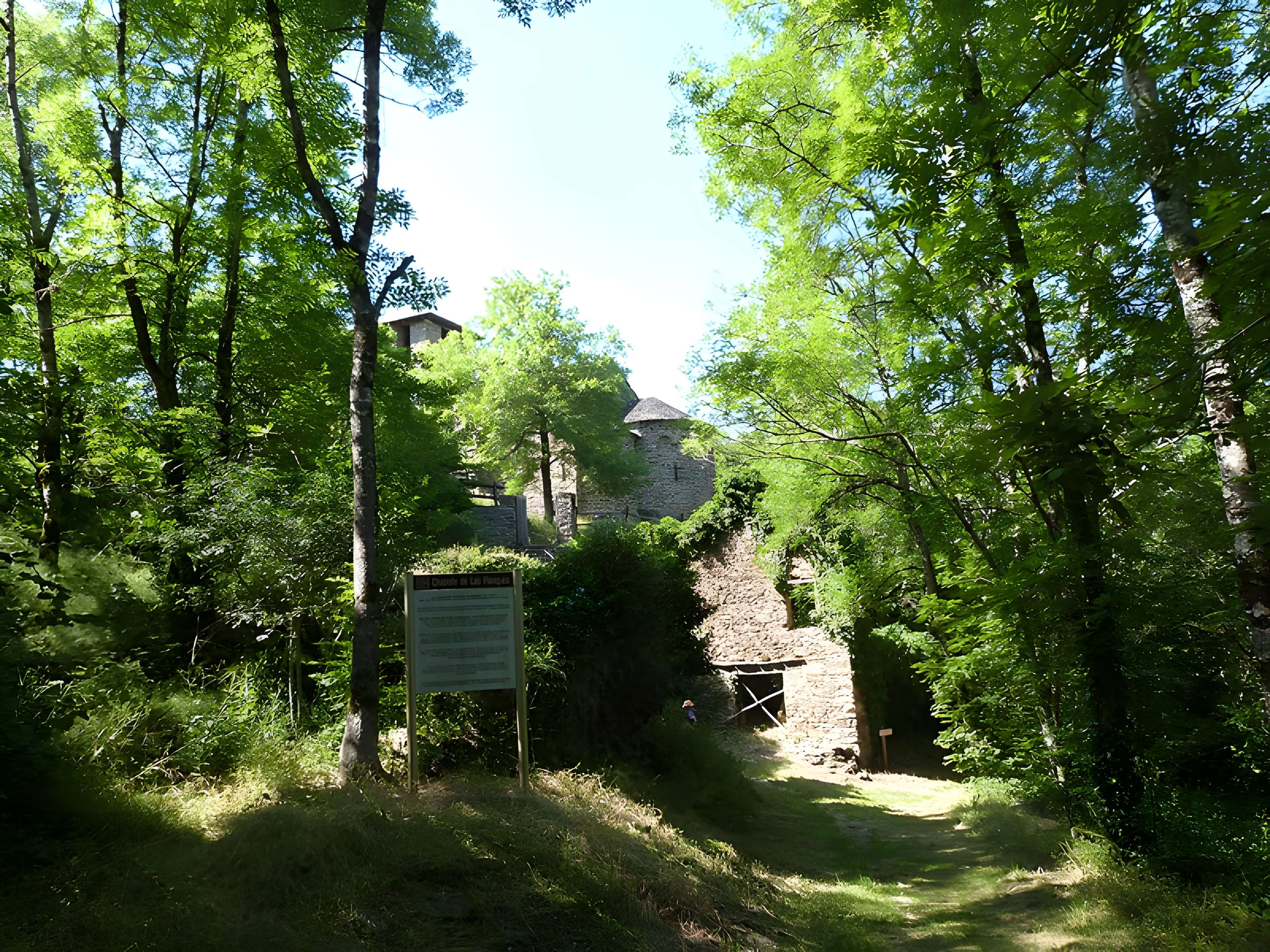Église Notre-Dame-de-Lasplanques de Tanus