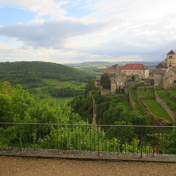 Photo de Abbaye de Château-Chalon