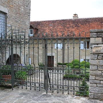 Abbaye de Château-Chalon
