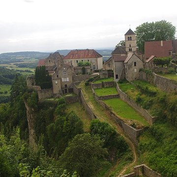 Abbaye de Château-Chalon