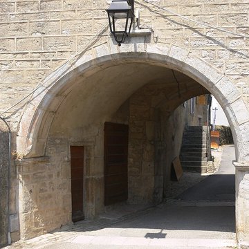 Abbaye de Château-Chalon