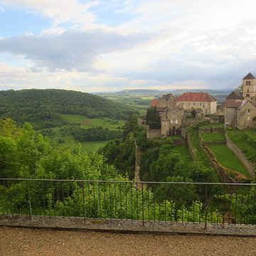 Abbaye de Château-Chalon