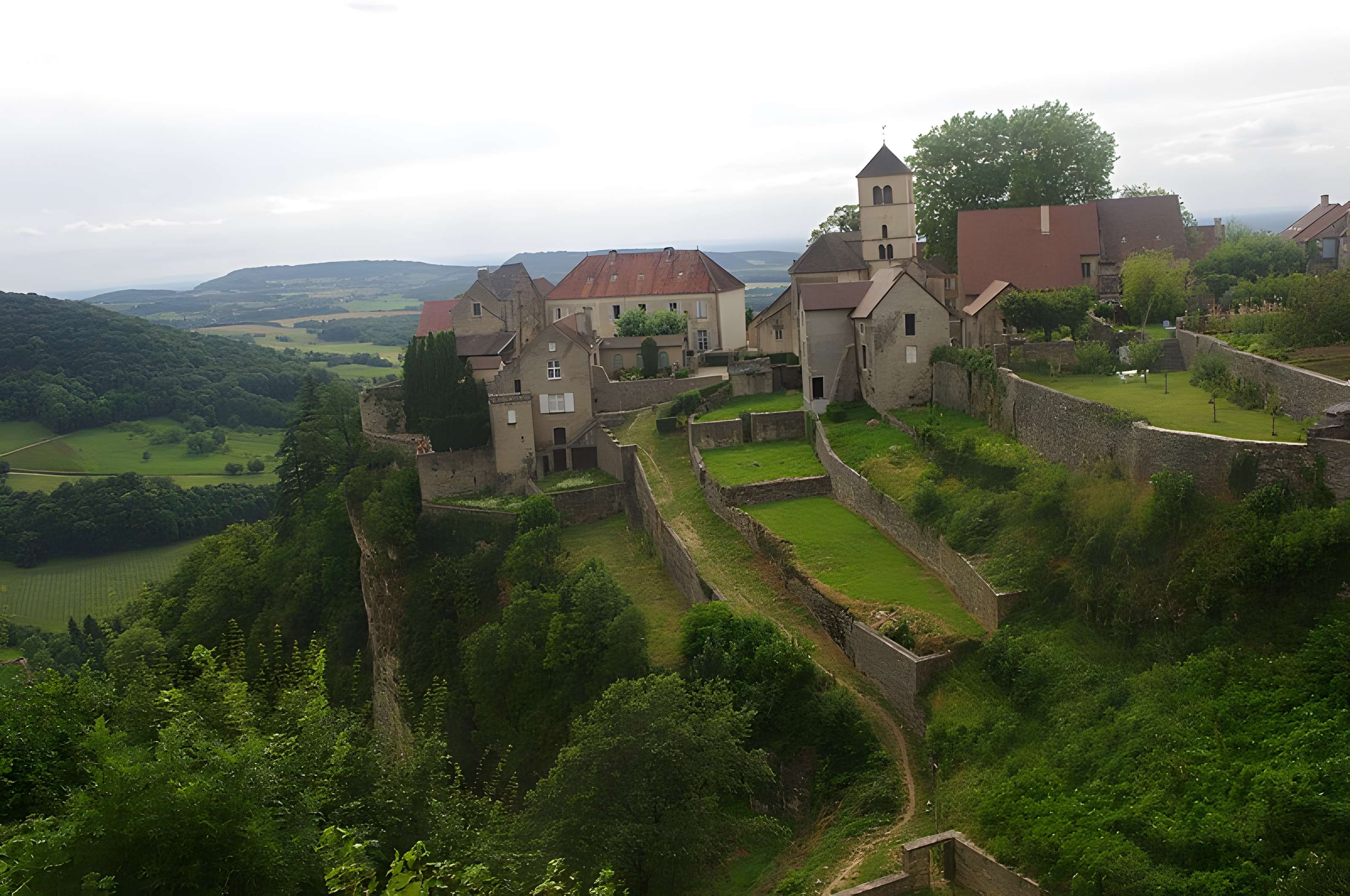 Abbaye de Château-Chalon