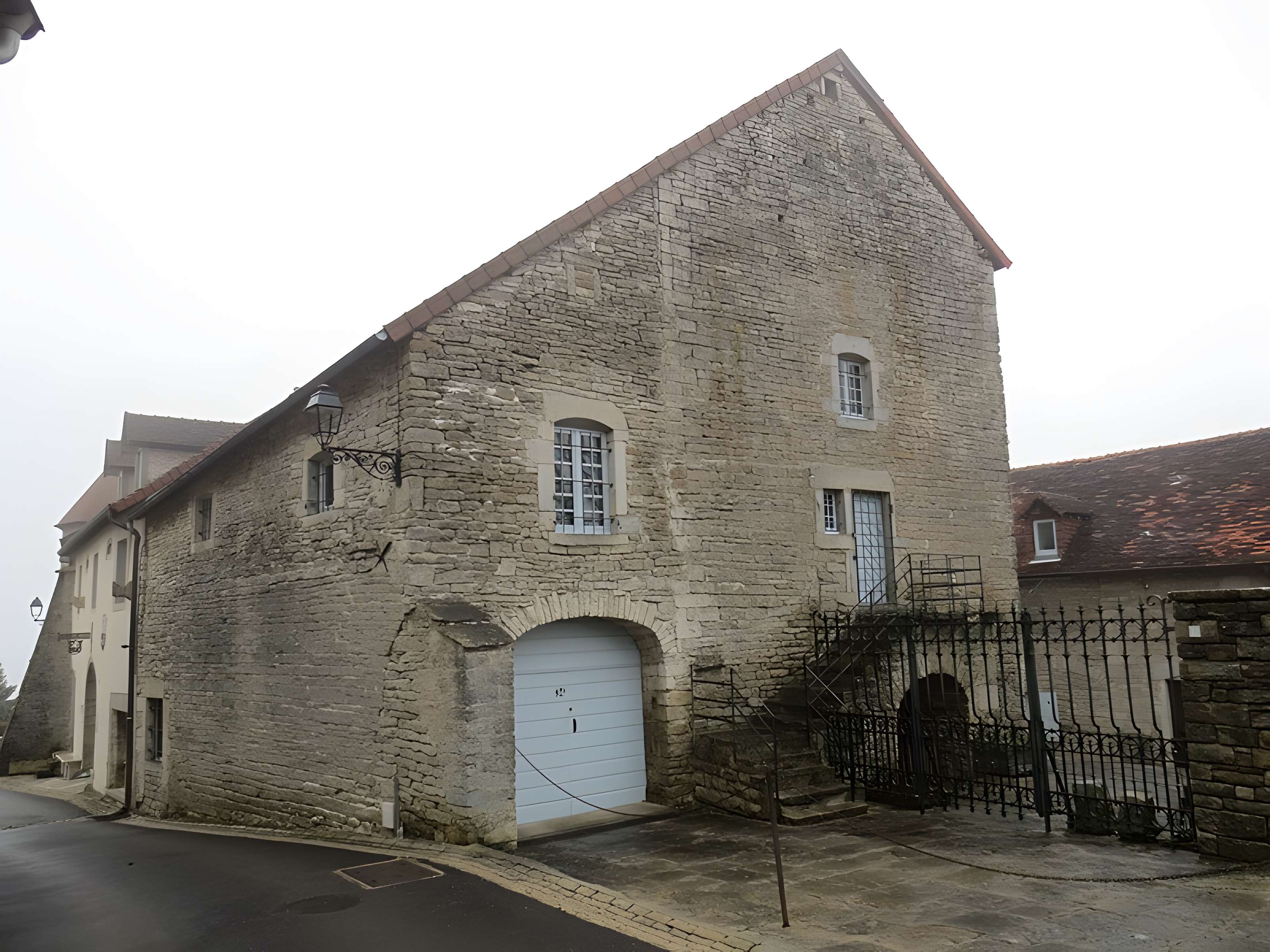 Abbaye de Château-Chalon