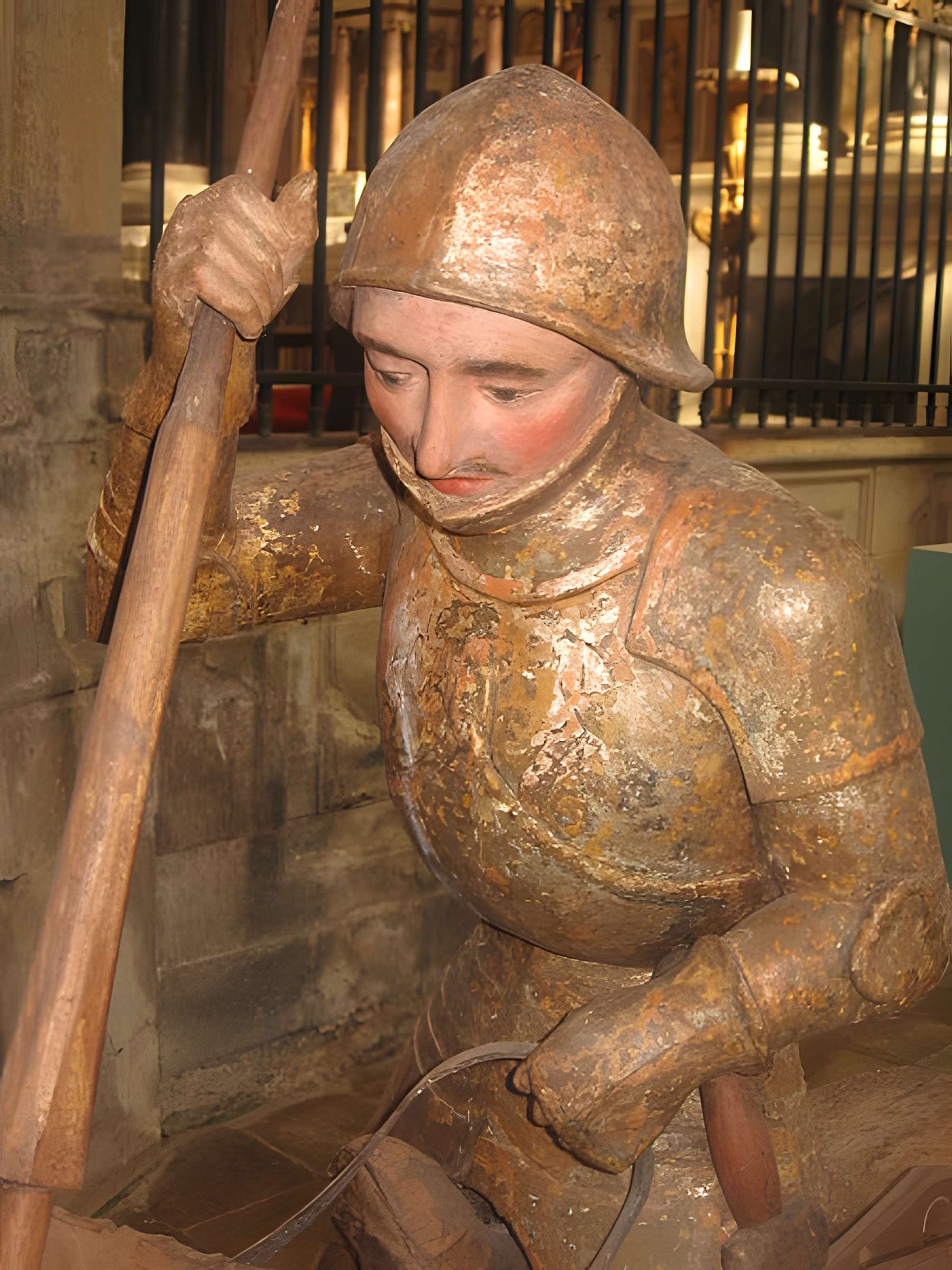 Église Notre-Dame-de-l'Assomption de Laubressel et croix