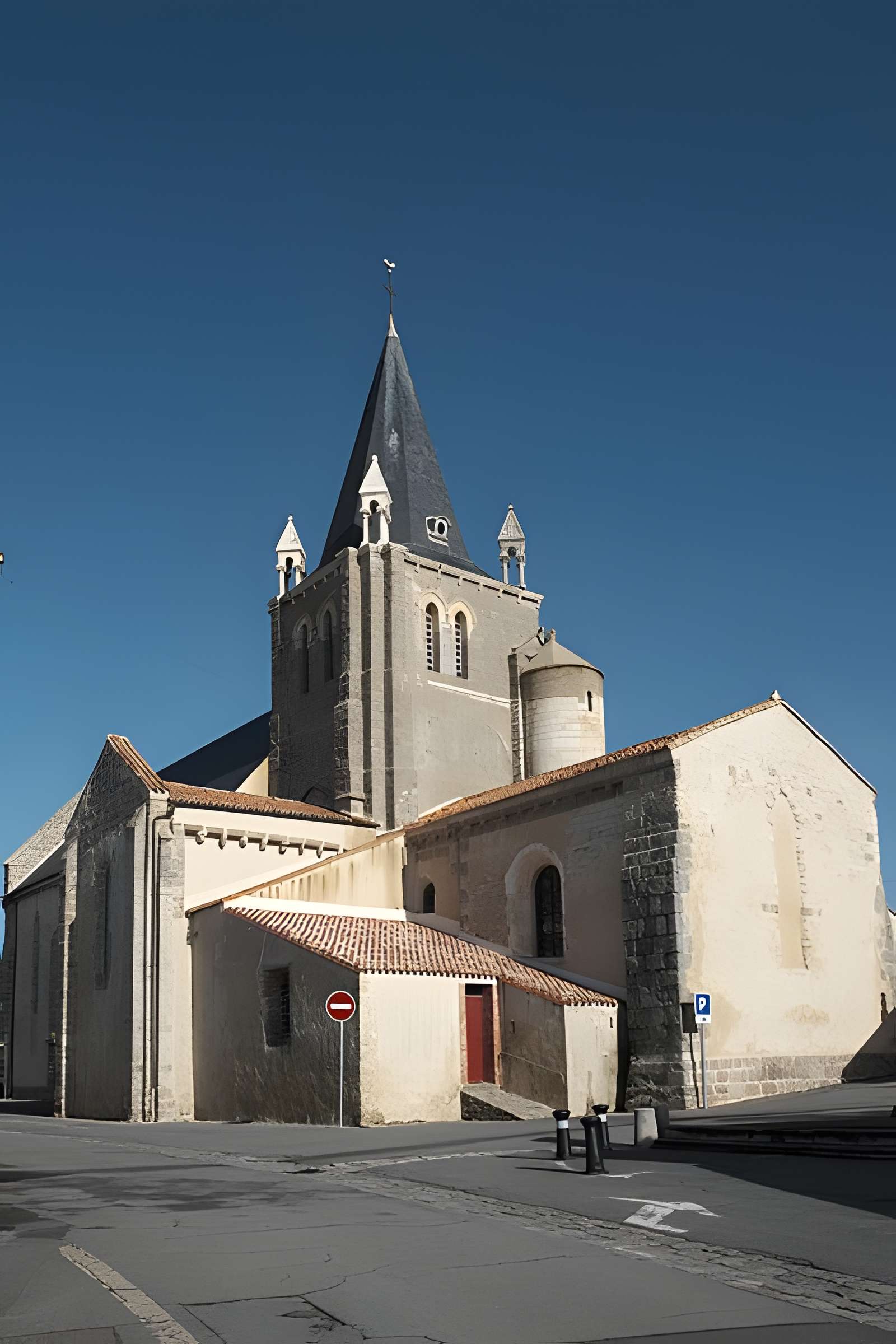 Église Notre-Dame-de-l'Assomption de Longeville-sur-Mer