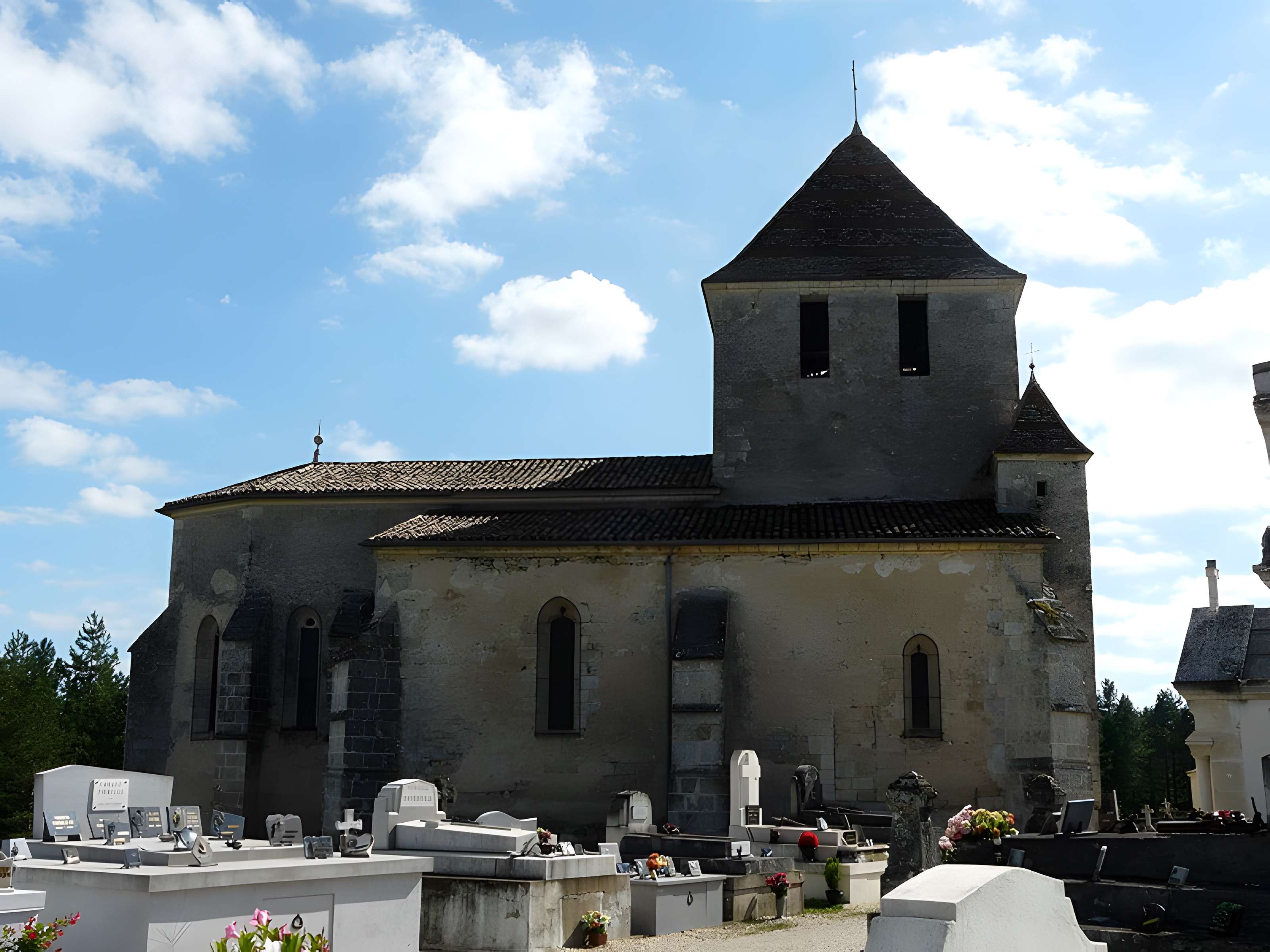 Église Notre-Dame-de-l'Assomption de Villefranche-de-Lonchat