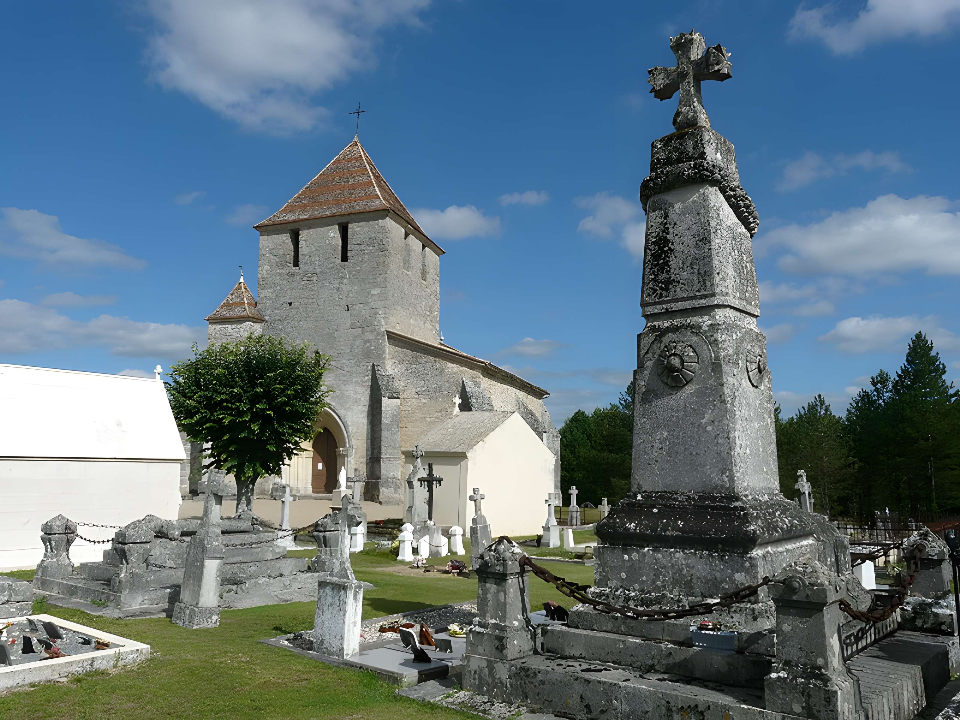 Église Notre-Dame-de-l'Assomption de Villefranche-de-Lonchat