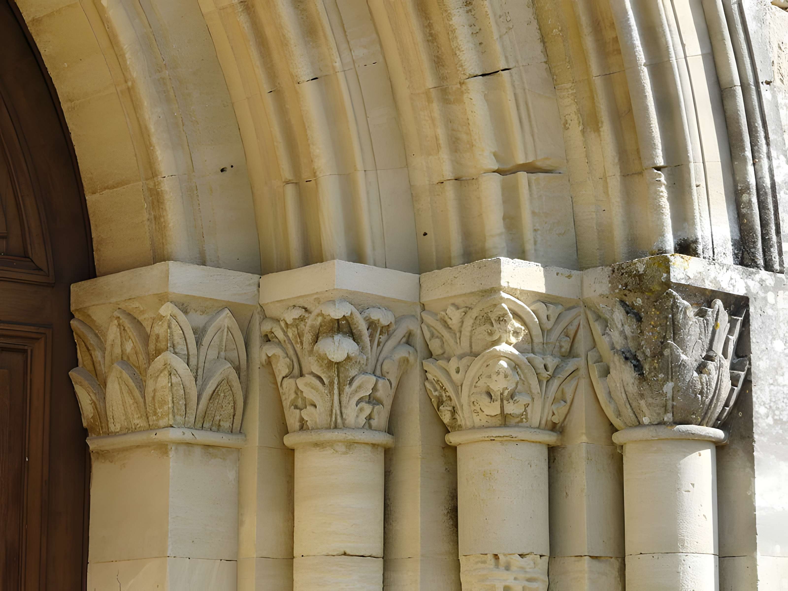 Église Notre-Dame-de-l'Assomption de Villefranche-de-Lonchat