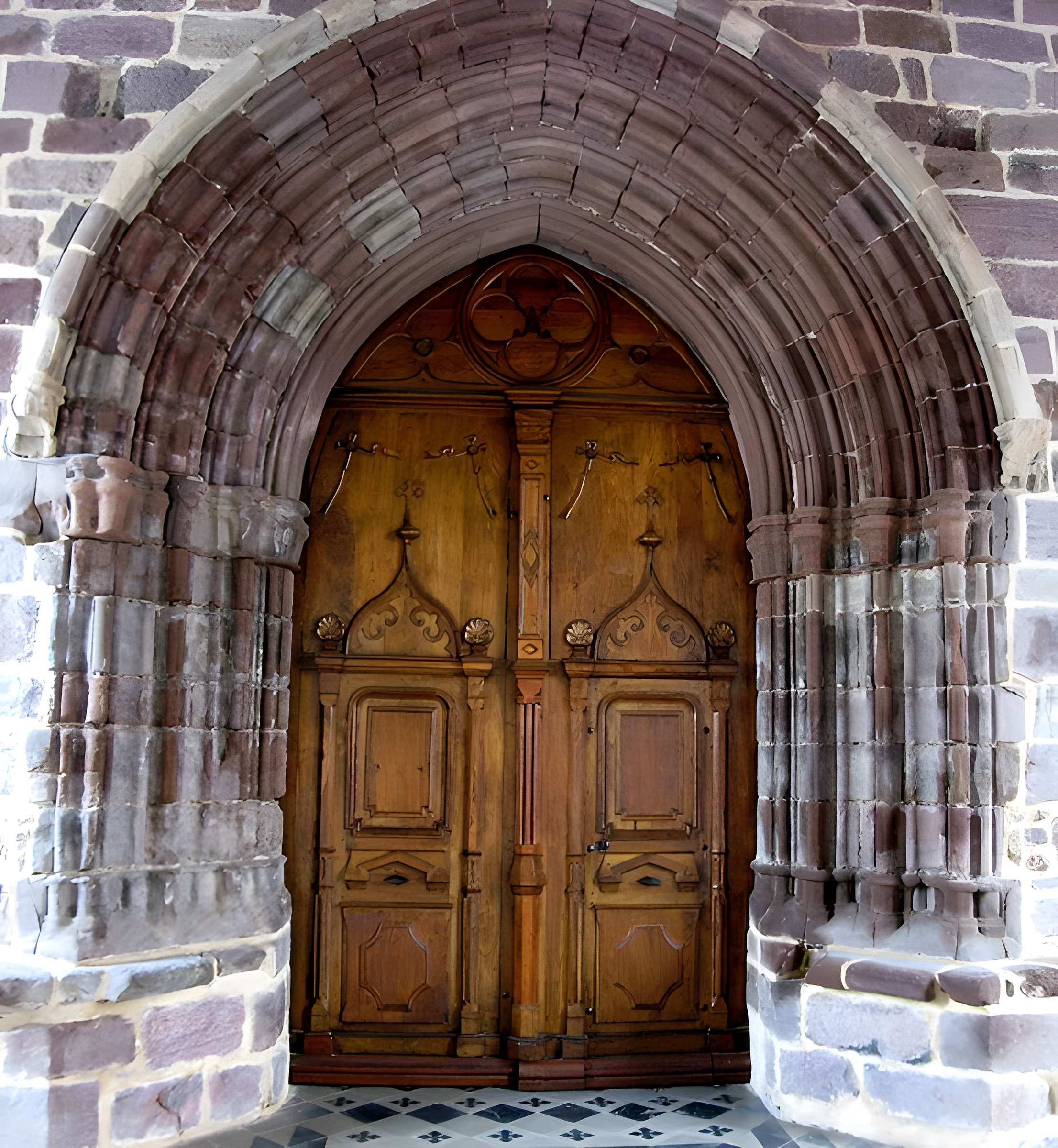 Église Notre-Dame-de-l'Assomption d'Uhart-Cize