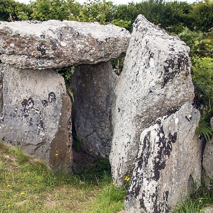 Photo de Autel des druides des Moitiers-dAllonne