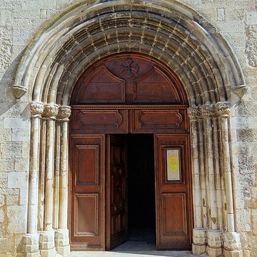 Église Notre-Dame-de-la-Tour de Sault