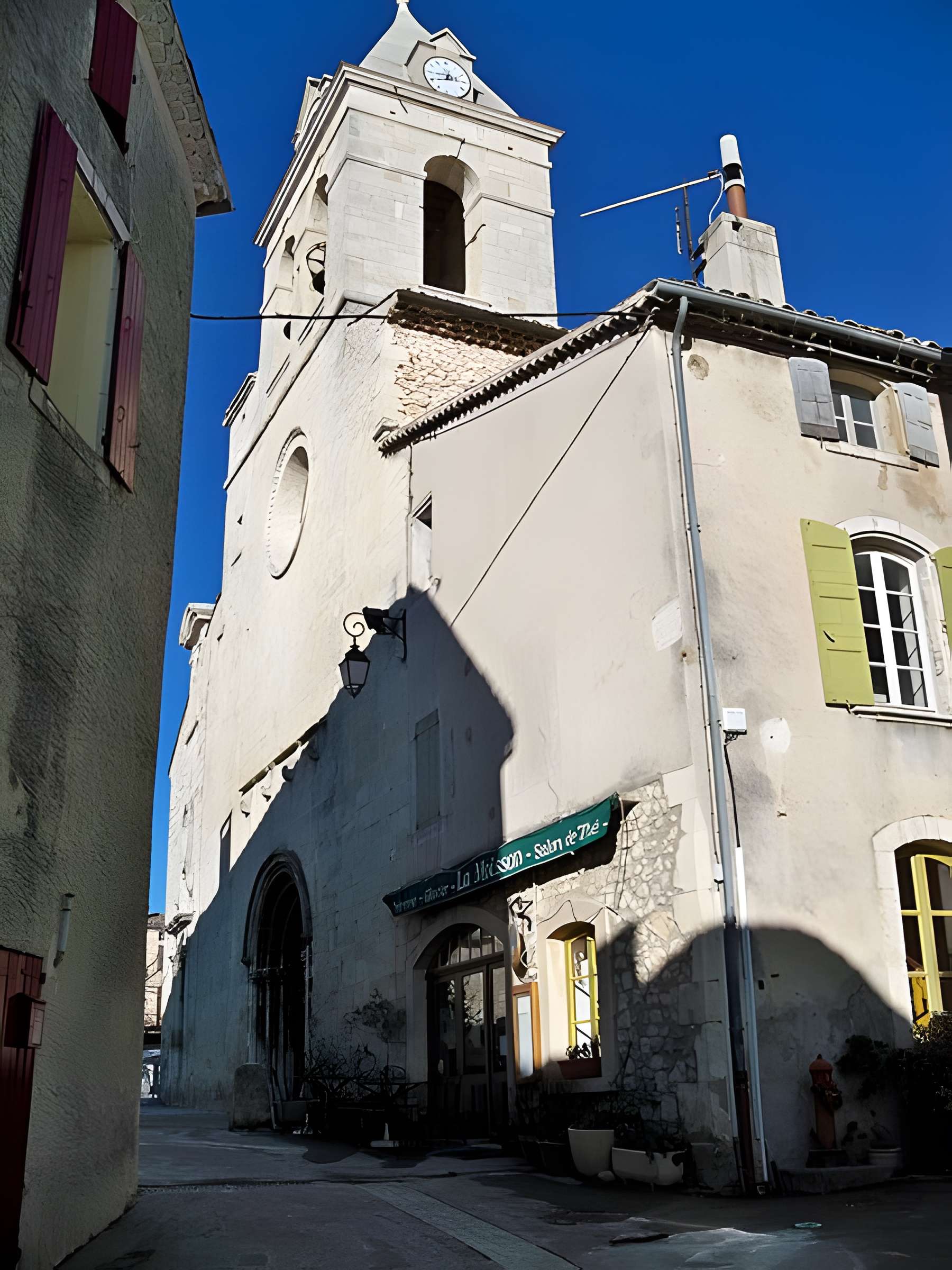 Église Notre-Dame-de-la-Tour de Sault