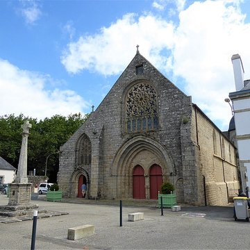 Église Notre-Dame-des-Carmes de Pont-lAbbé