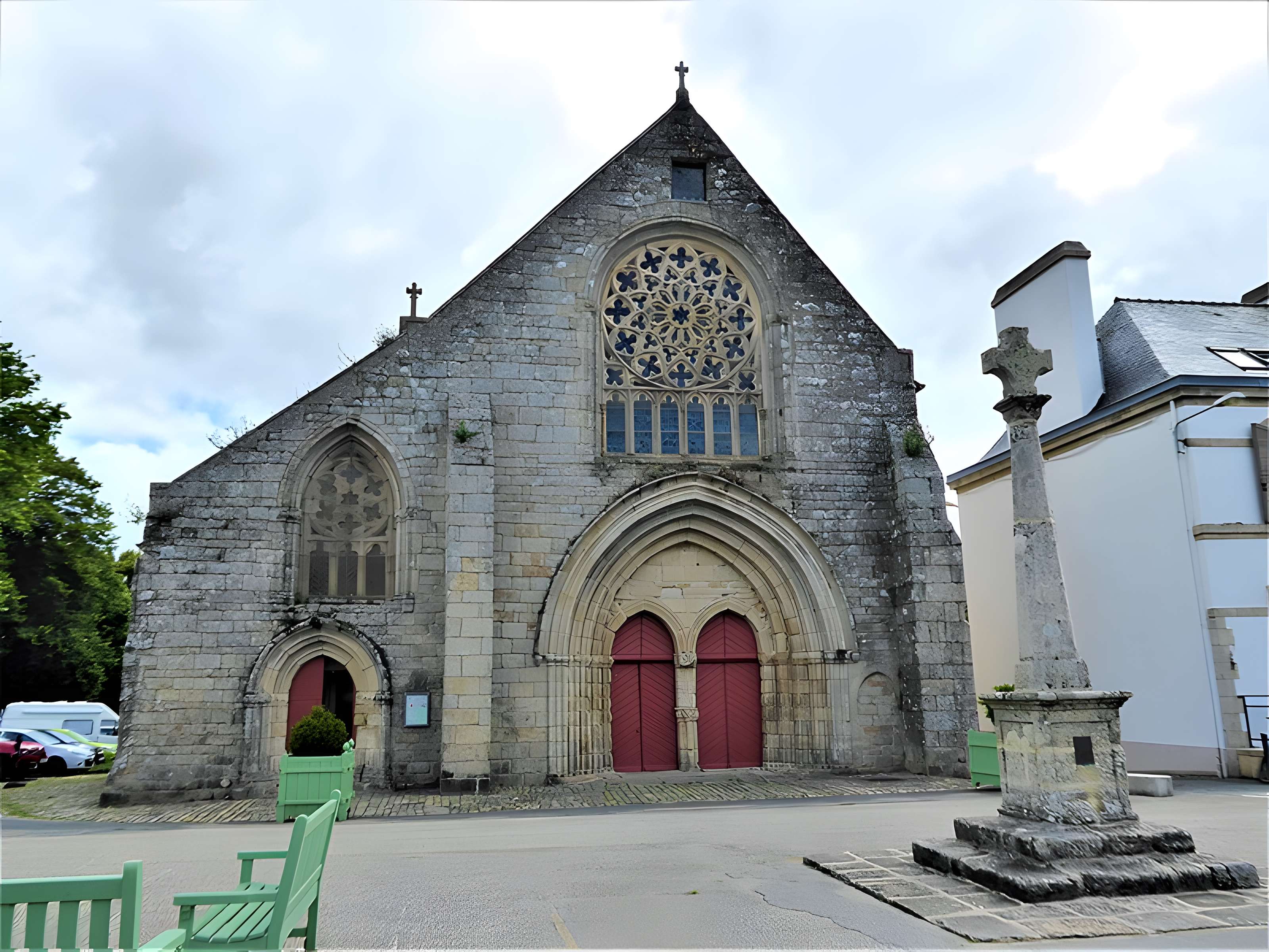 Église Notre-Dame-des-Carmes de Pont-l'Abbé