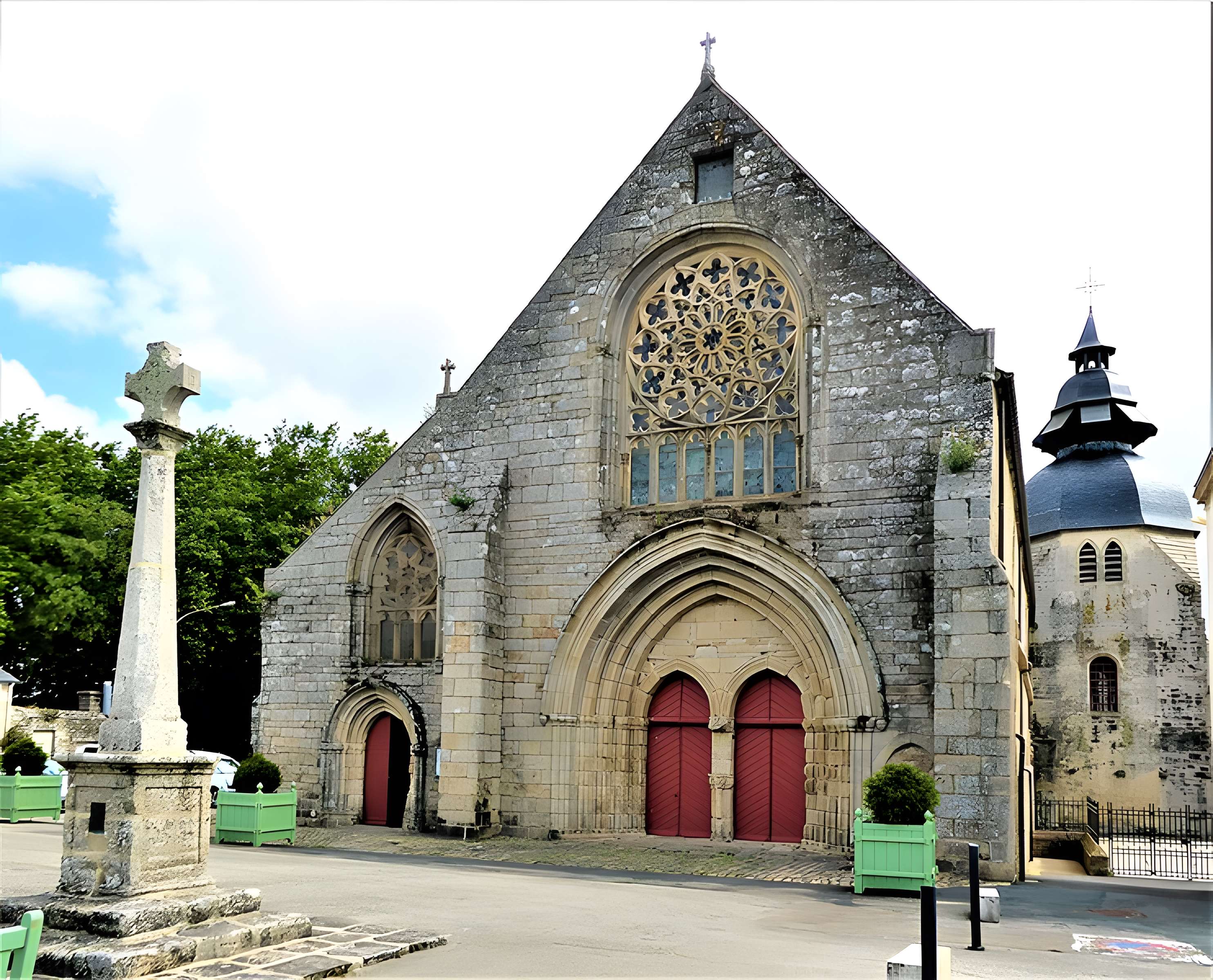 Église Notre-Dame-des-Carmes de Pont-l'Abbé
