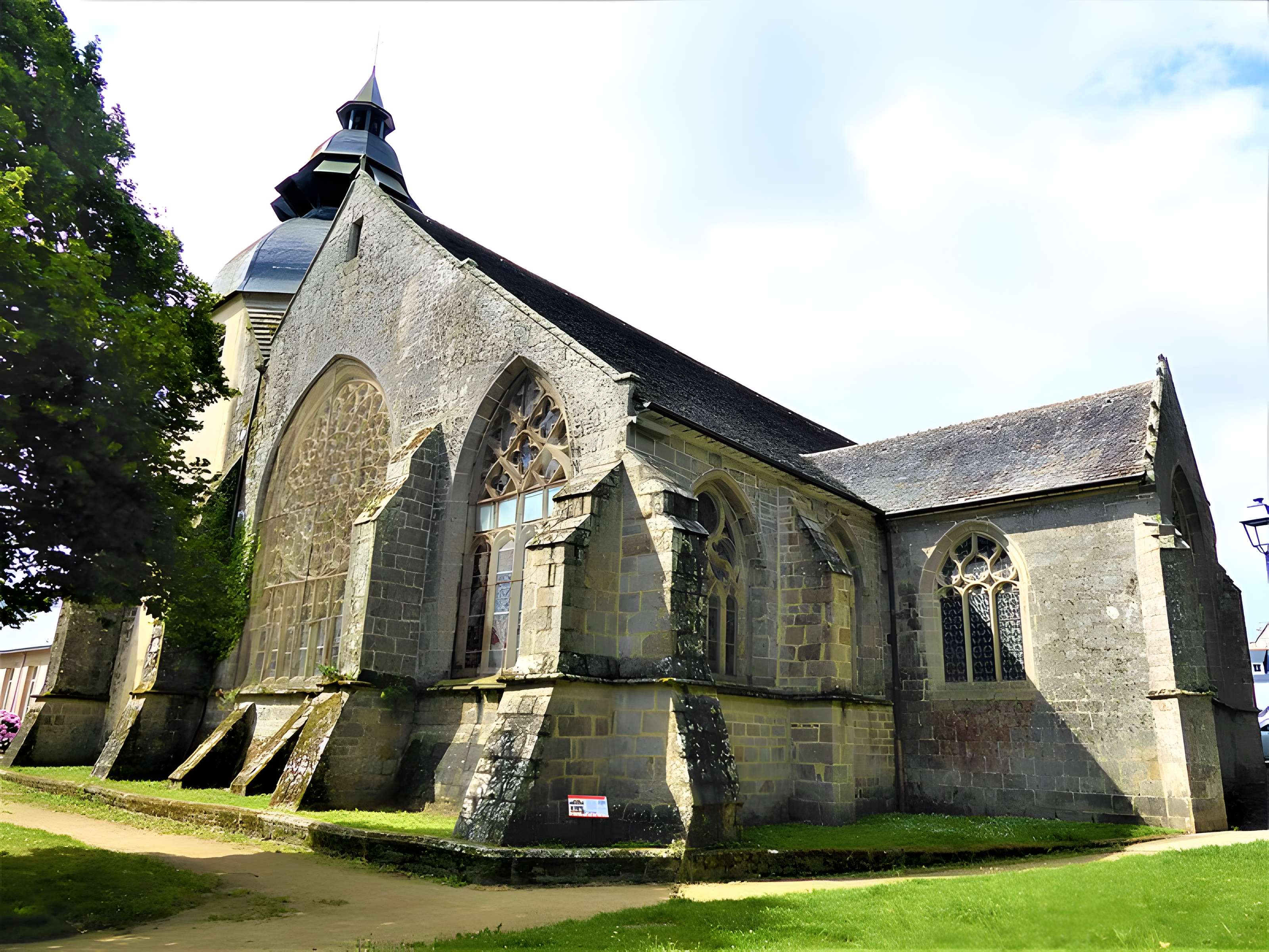 Église Notre-Dame-des-Carmes de Pont-l'Abbé