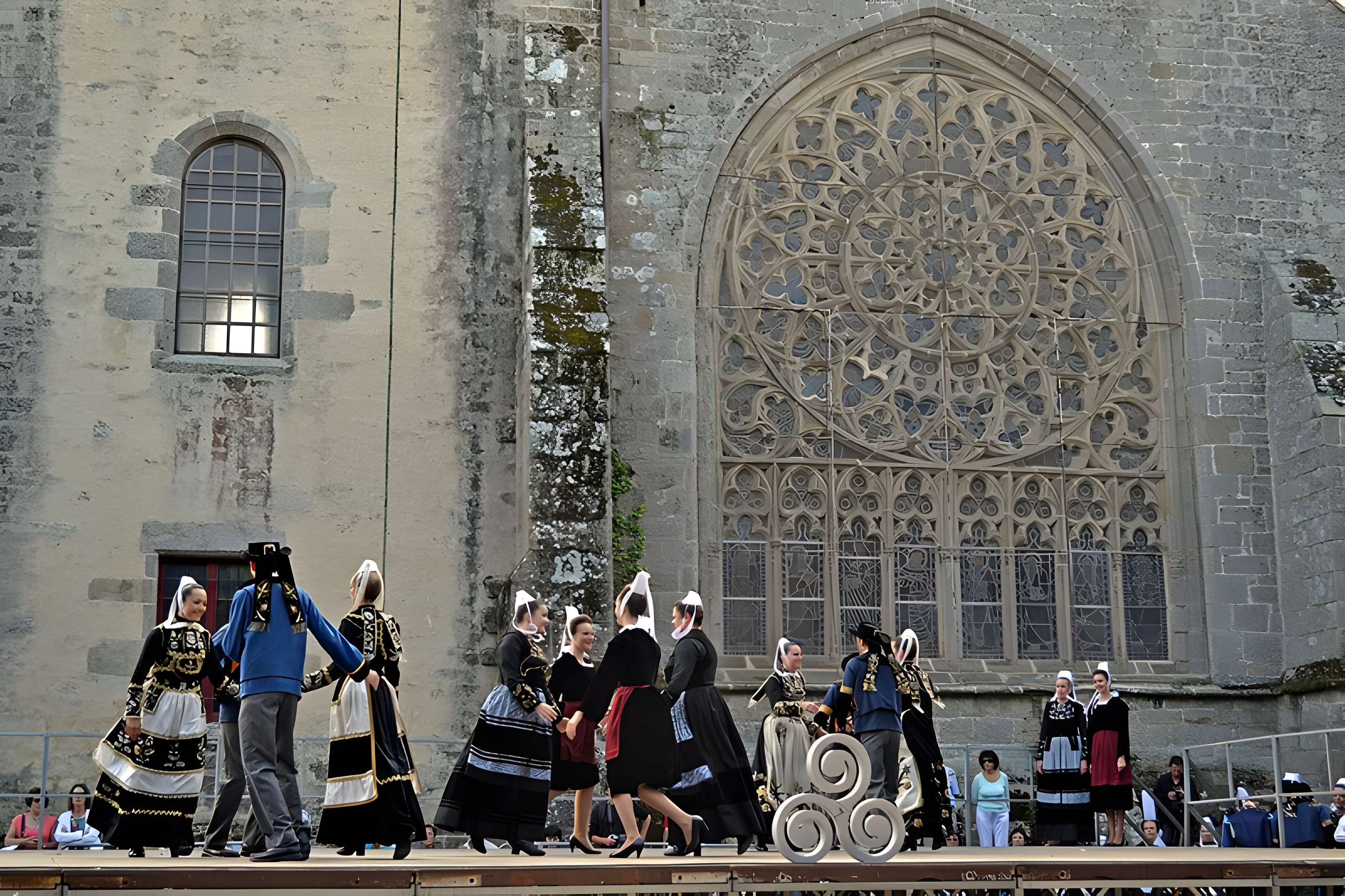 Église Notre-Dame-des-Carmes de Pont-l'Abbé