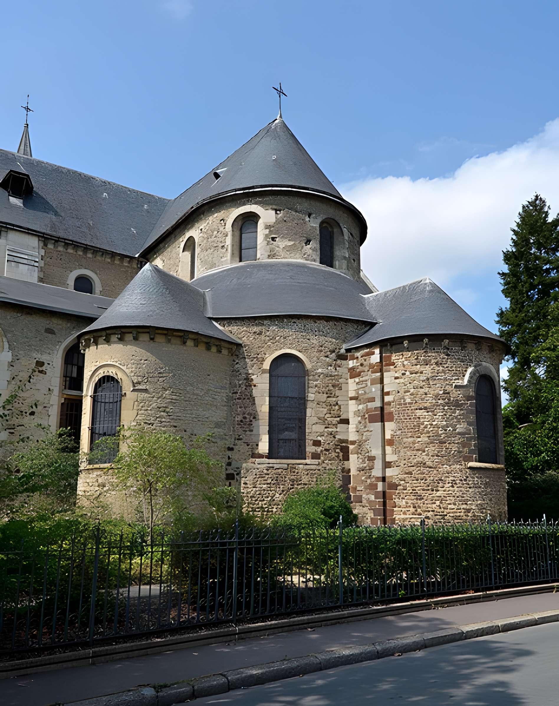 Église Notre-Dame-du-Pré du Mans