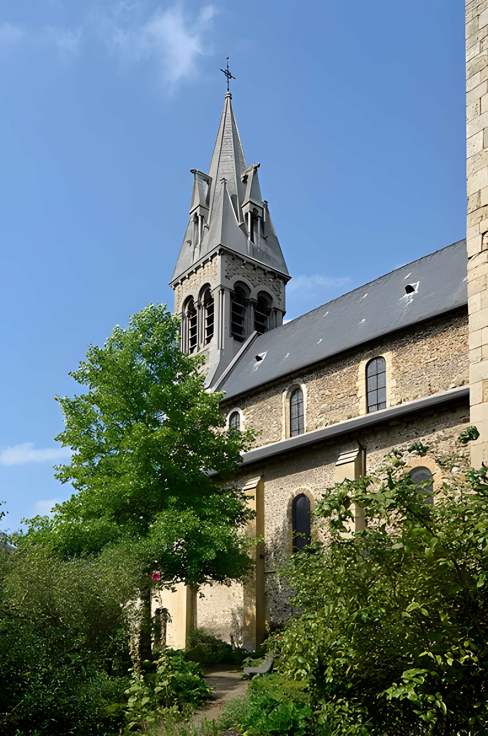 Église Notre-Dame-du-Pré du Mans