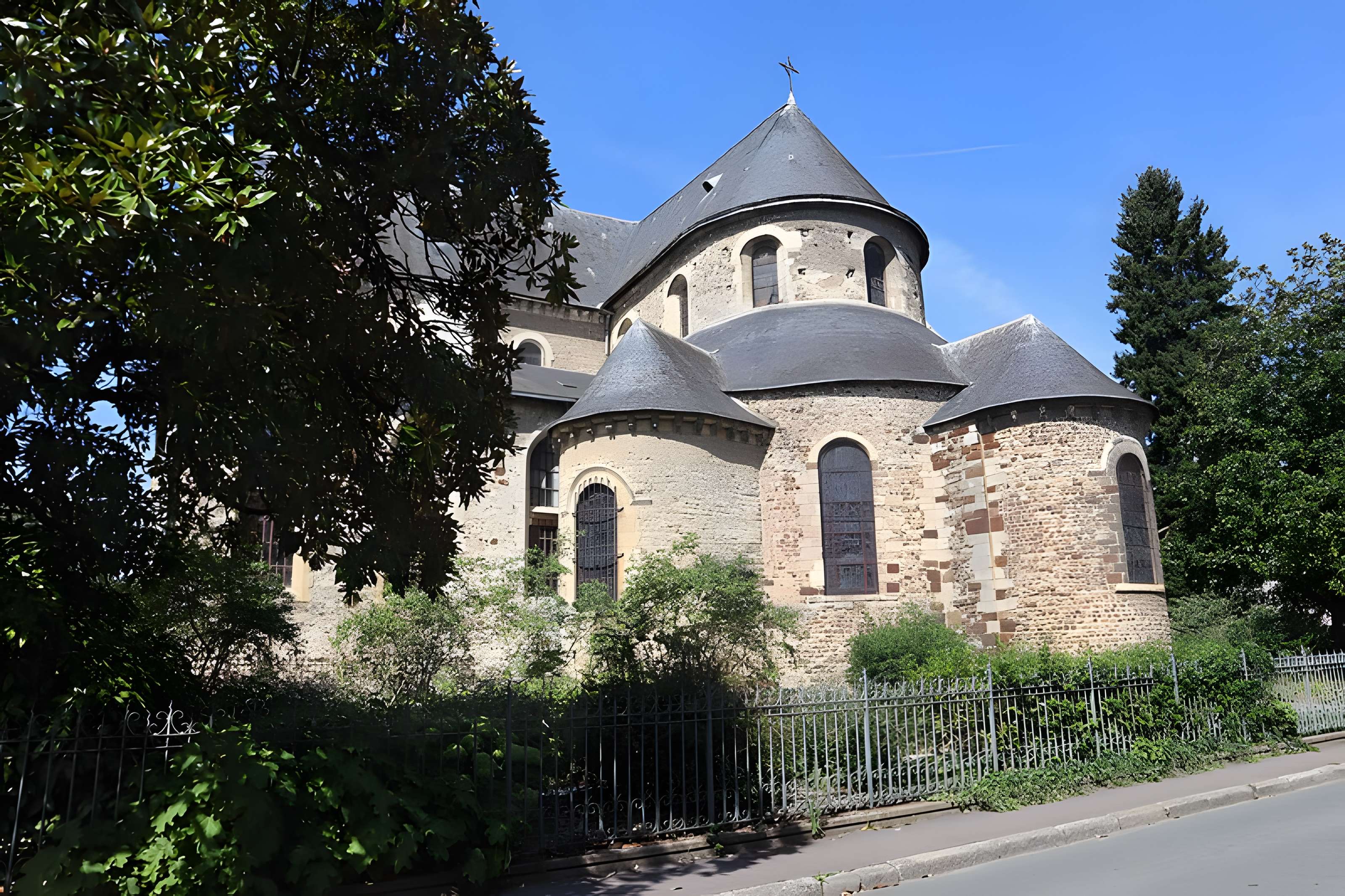 Église Notre-Dame-du-Pré du Mans
