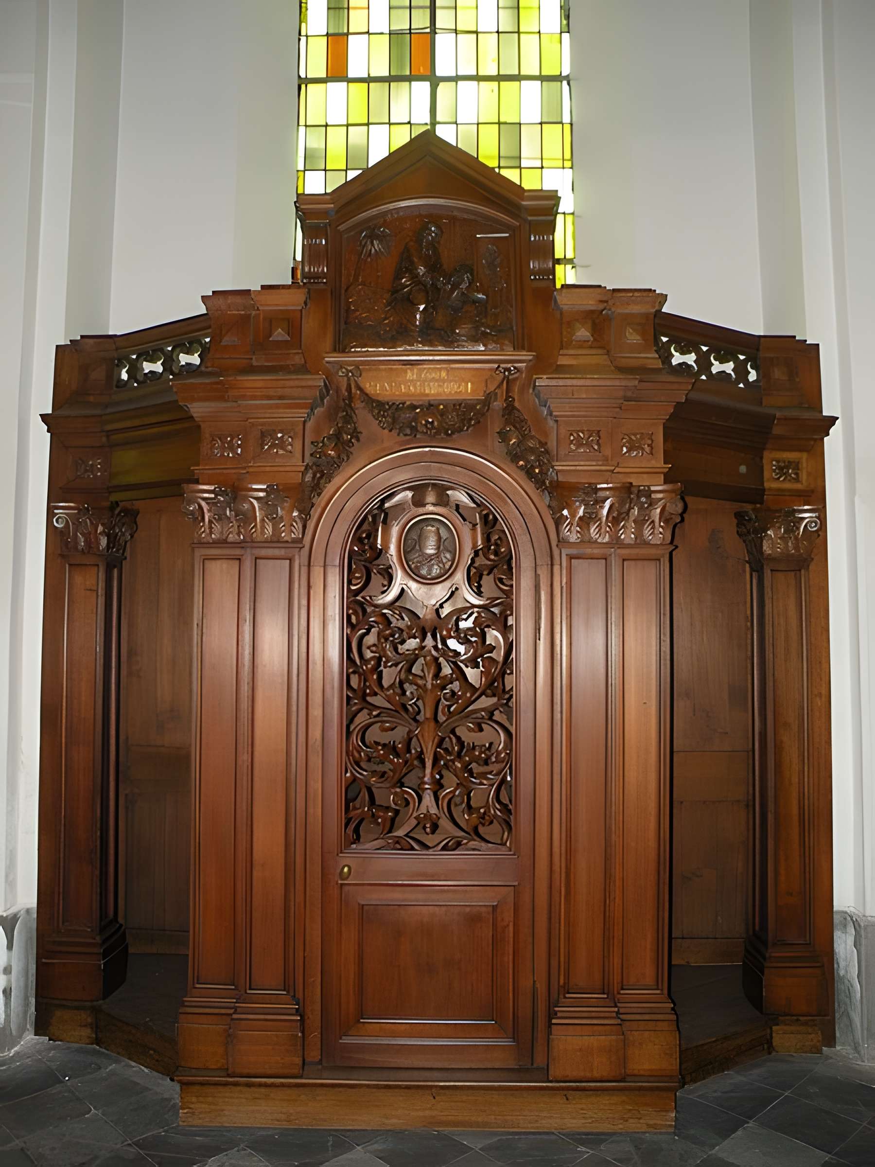 Église Notre-Dame-du-Tilleul de Maubeuge