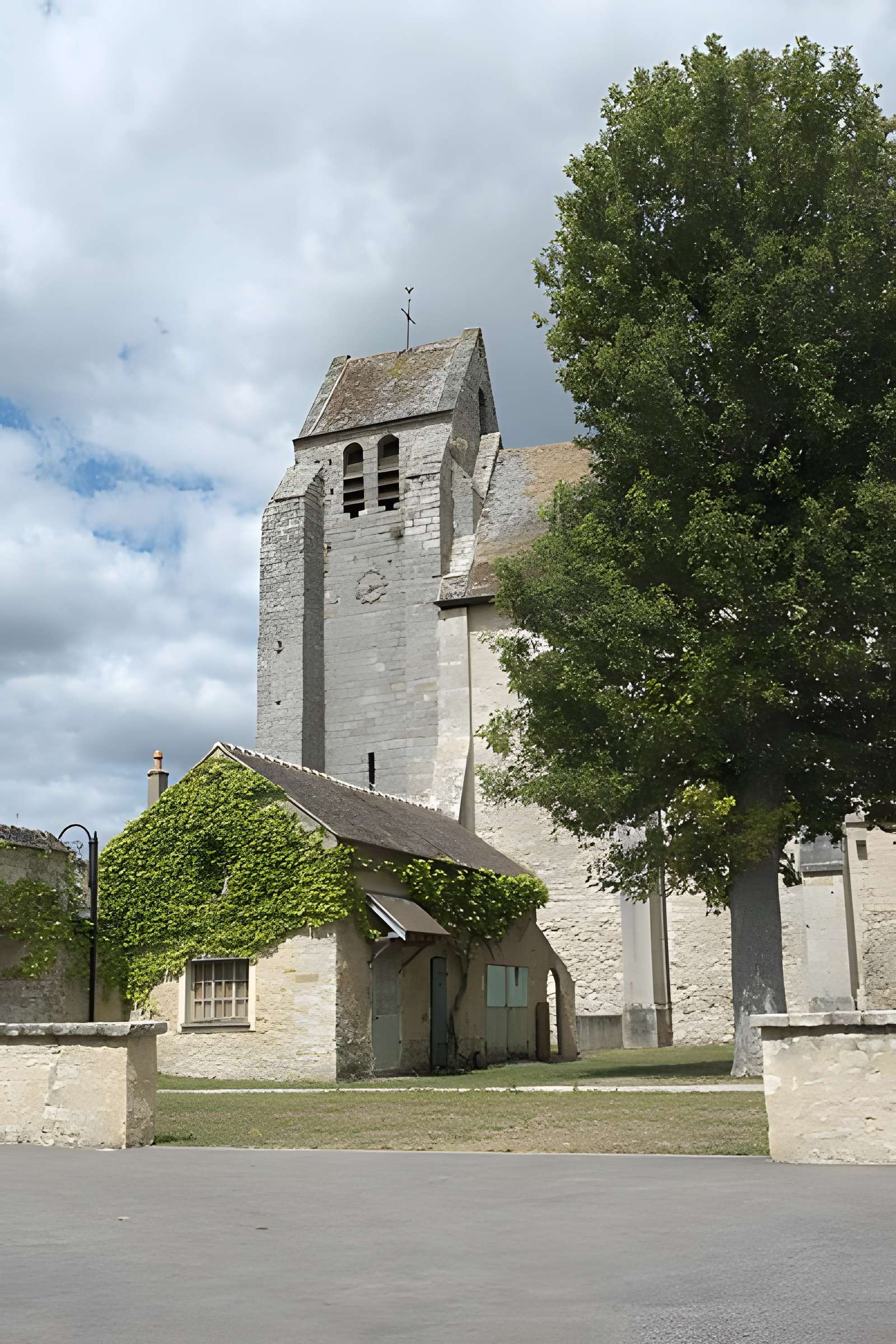Église Notre-Dame-et-Saint-Laurent de Grez-sur-Loing